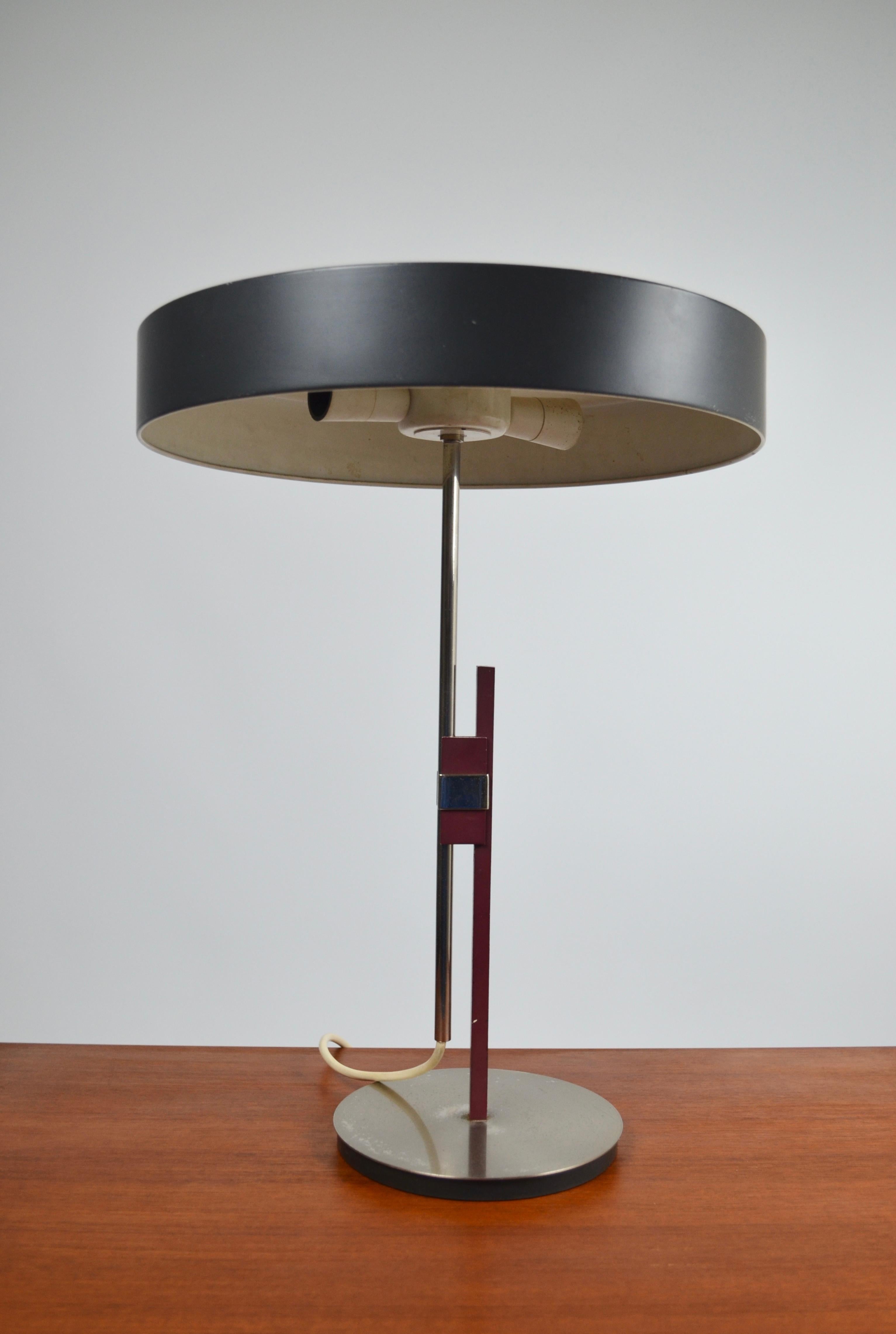 Mid-Century Modern Rare lampe de table modèle 6886, Kaiser, Allemagne, années 1960 en vente