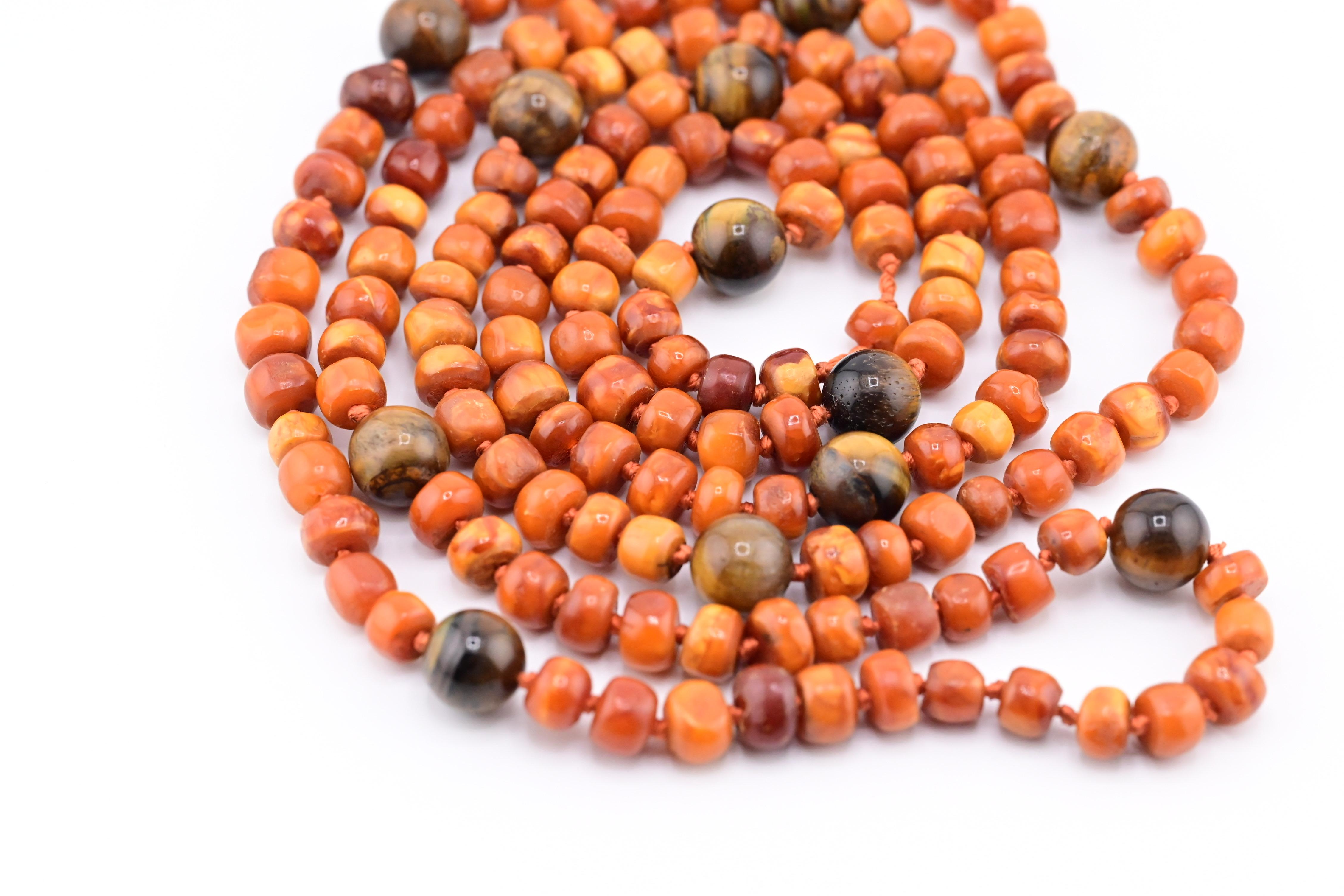 Rare 76.1 Grams Of Fine Butterscotch Amber Necklace Or Prayer Beads In Good Condition In Media, PA