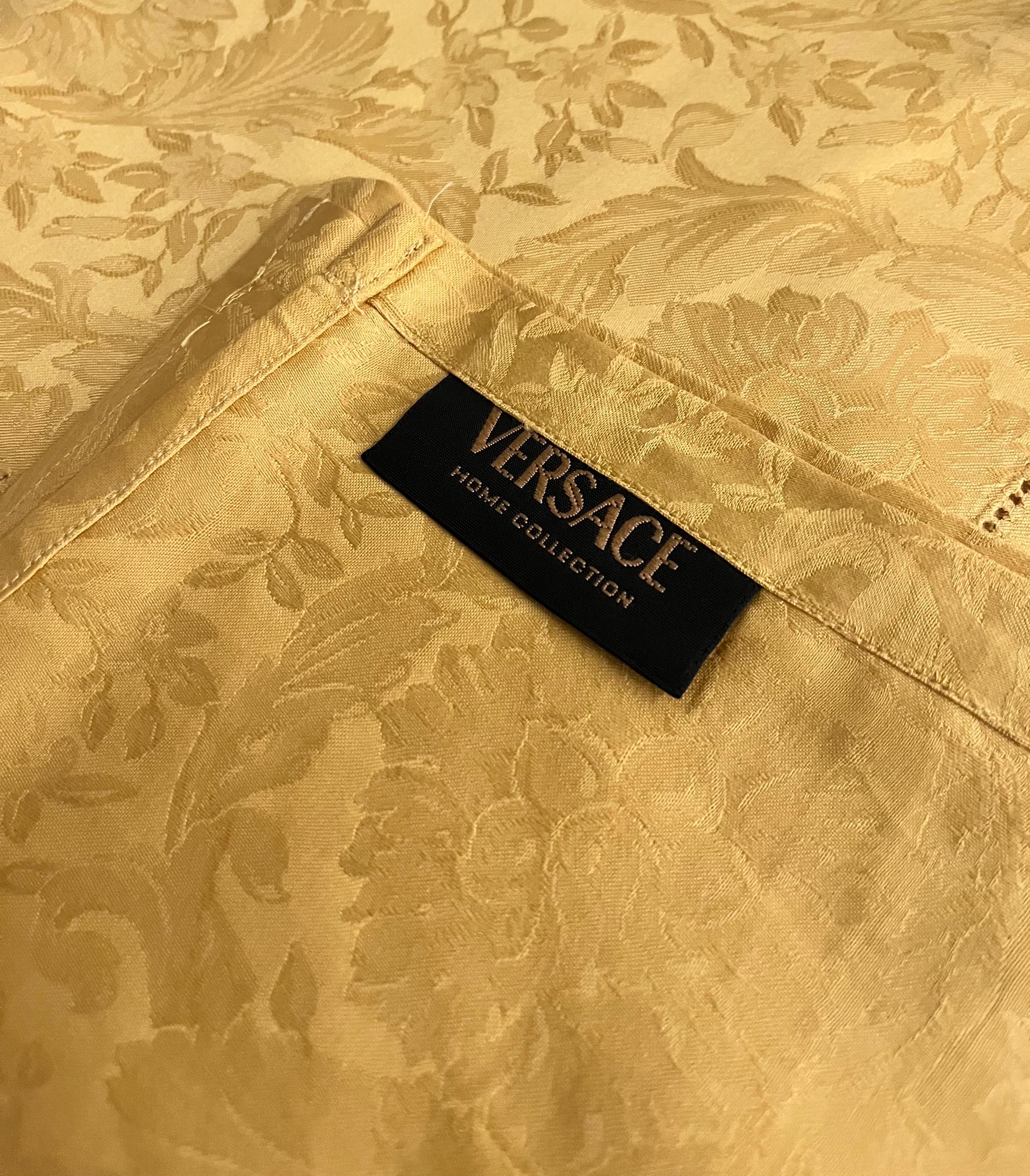 Rare 90s Vintage Gianni Versace Home Signature Bedding Set  ***NEW in the BOX For Sale 1
