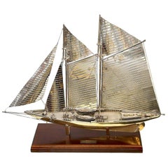 Raro barco de la Copa América de plata de ley 925 de Scully & Scully