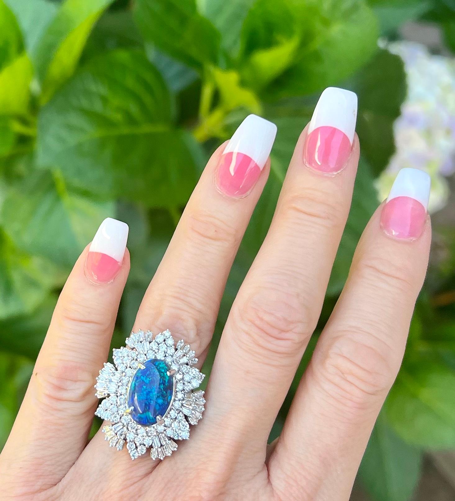 Seltener 9,77 Karat natürlicher australischer schwarzer Opal und Diamant-Weißgoldring (Zeitgenössisch)