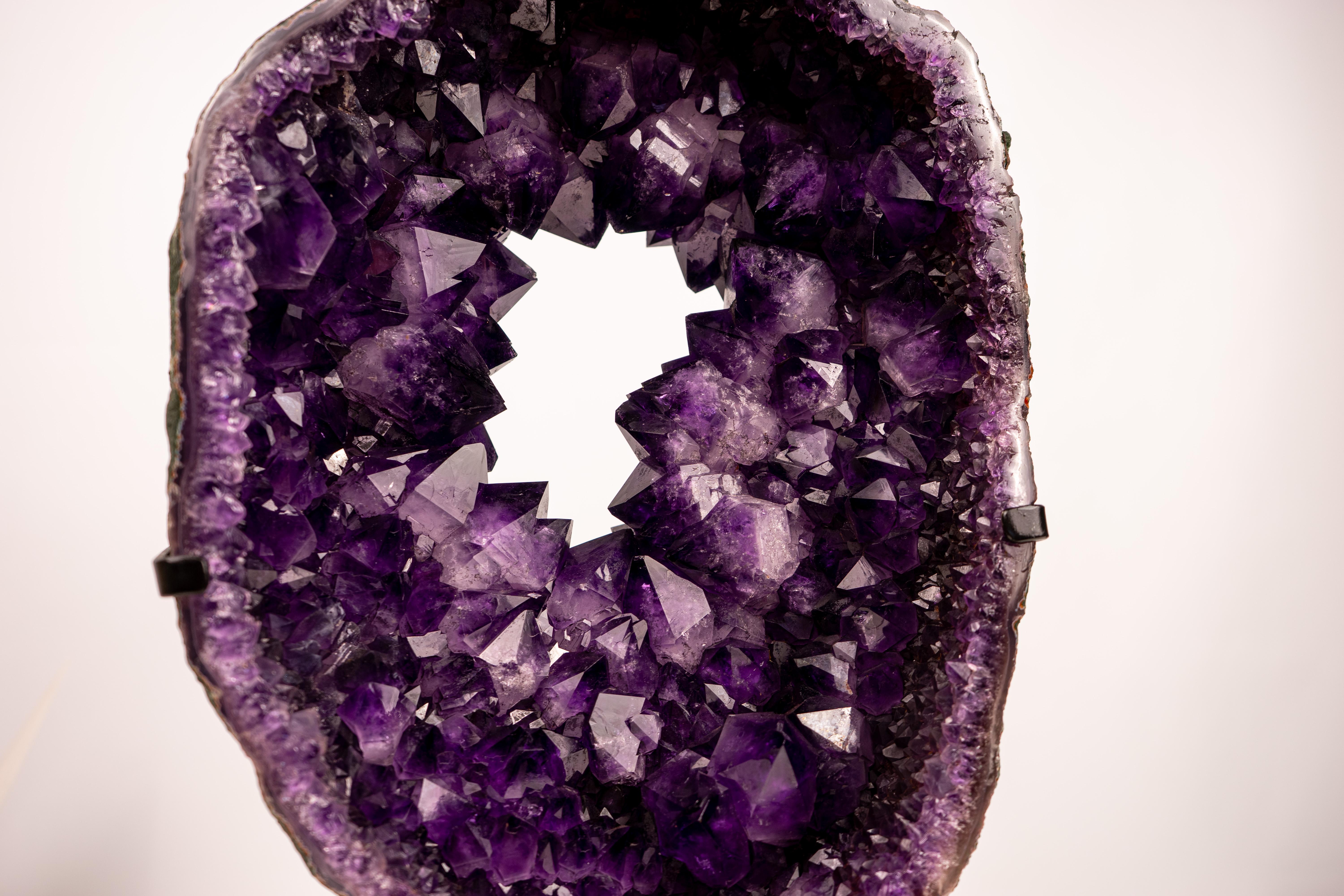 Rare AAA Amethyst Geode Portal with Crown Druzy Formation, Collector’s Crystal en venta 5