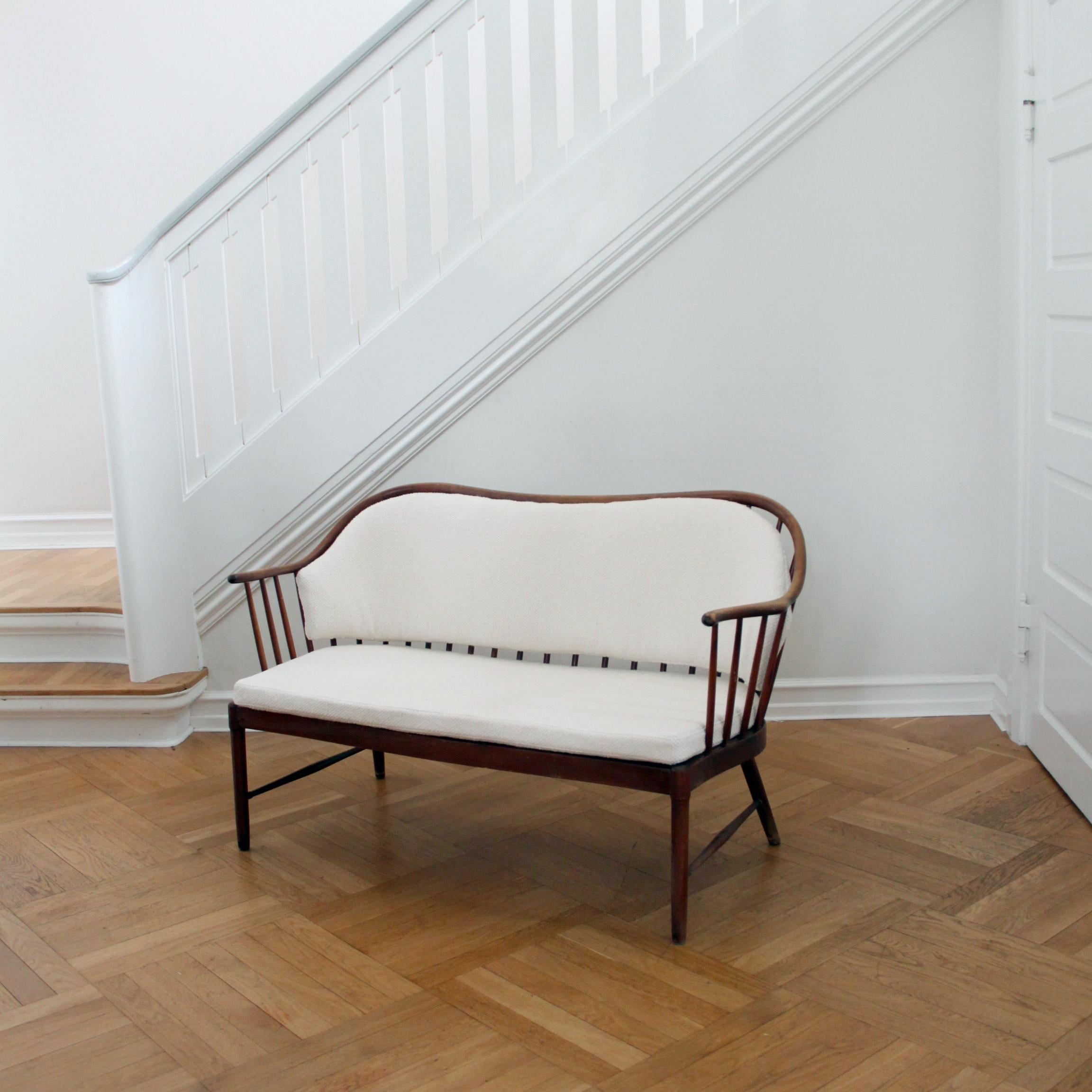 Seltenes Aage Herman Olsen-Sofa für Fritz Hansen, skandinavische Moderne  (20. Jahrhundert) im Angebot