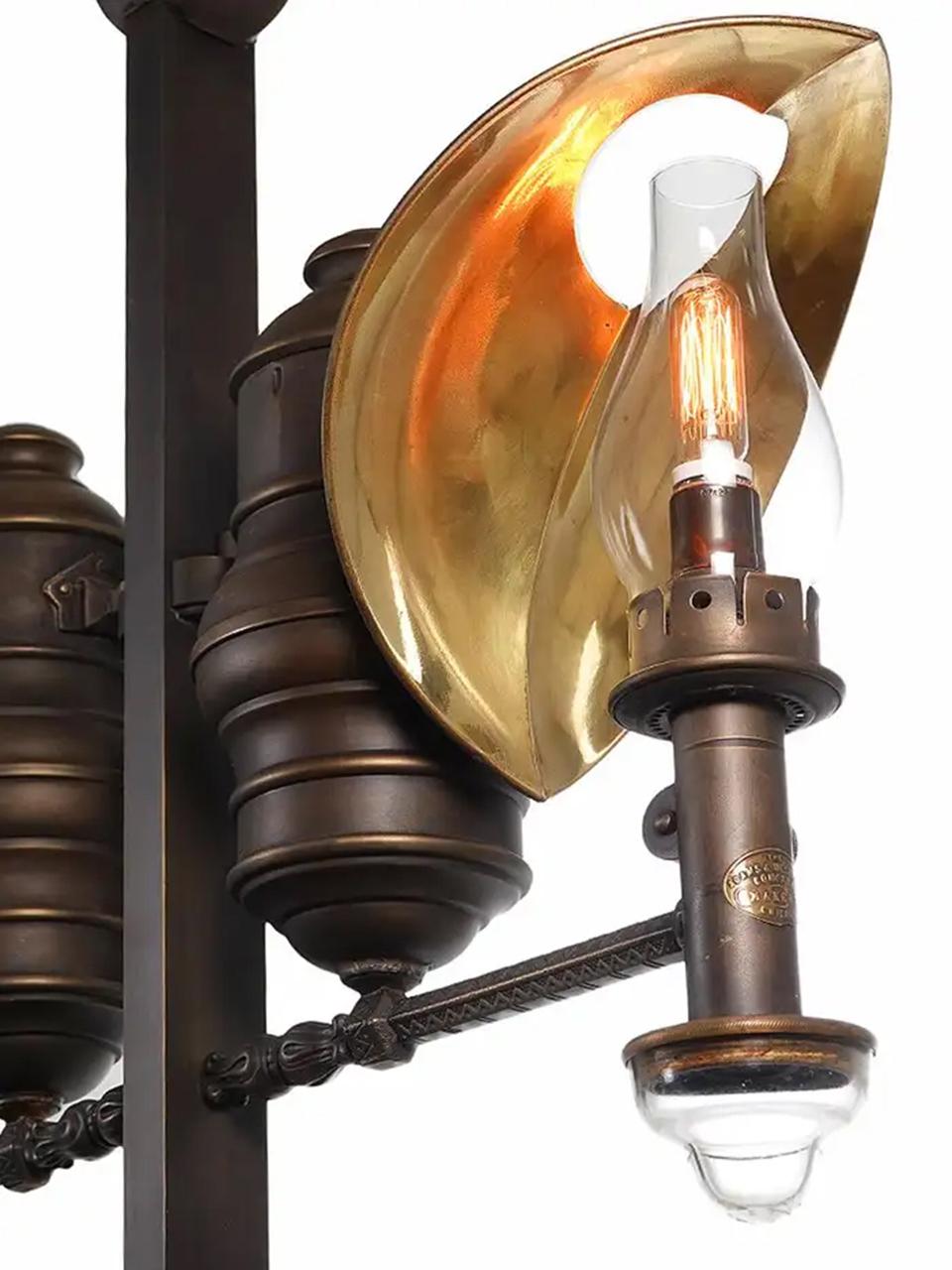Rare Adams and Westlake Railroad Double Postal-Car Lamp In Good Condition For Sale In Peekskill, NY