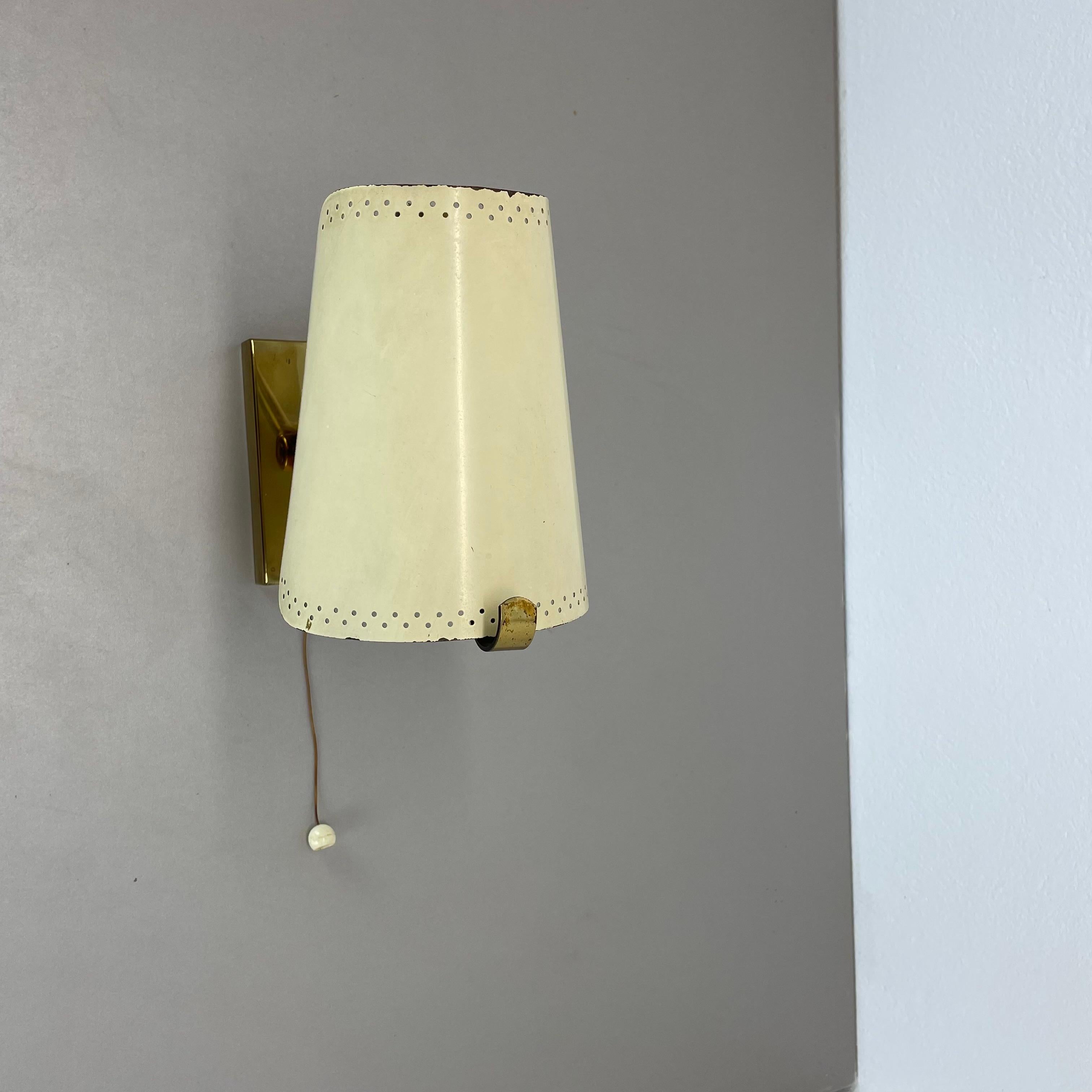 Mid-Century Modern rare adjustable Brass Stilnovo Style Theatre Wall Ceiling Light, Italy 1950s For Sale