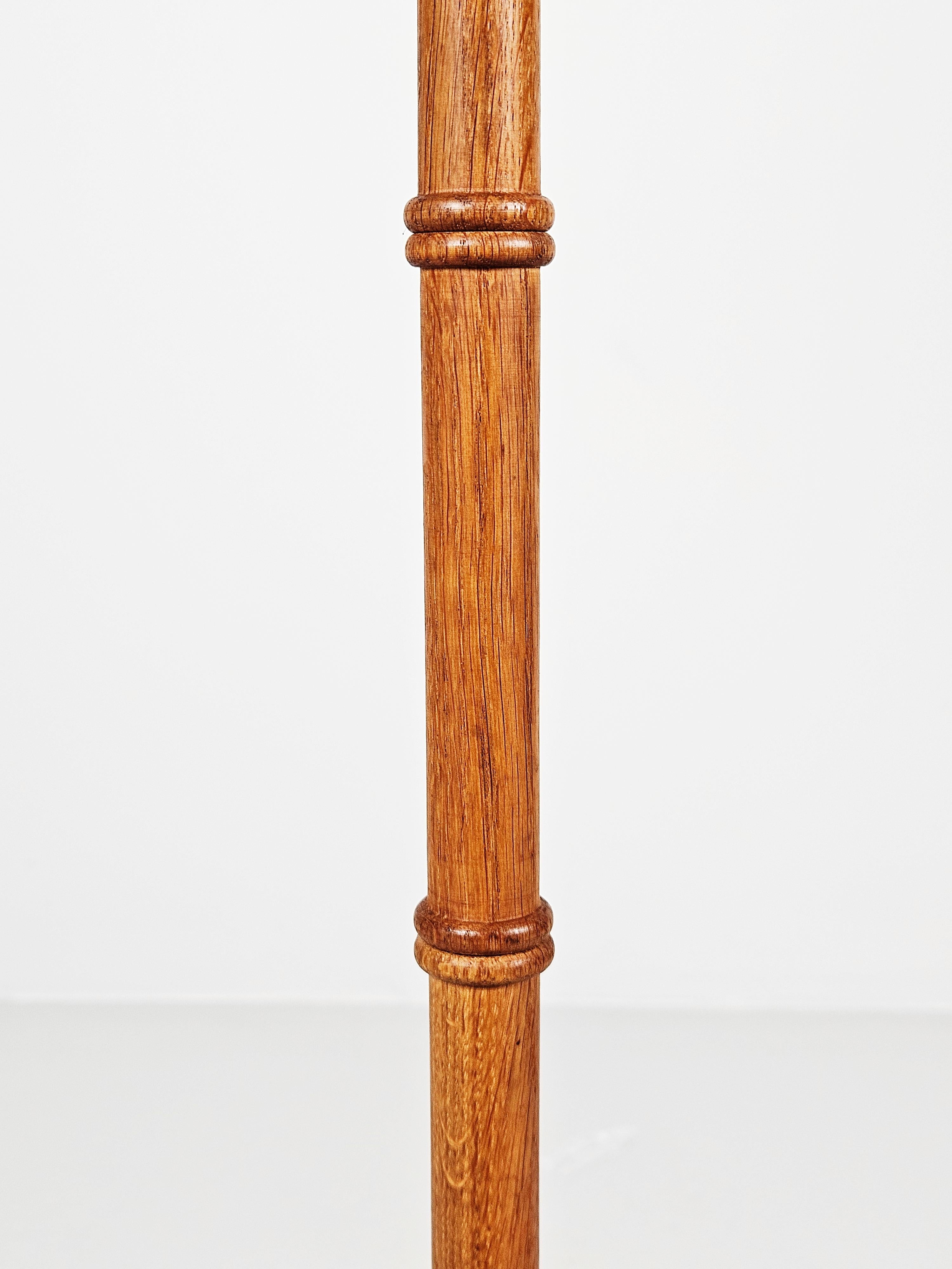 Scandinavo moderno Rara lampada da terra regolabile di Falkenberg, Svezia, anni '60 in vendita
