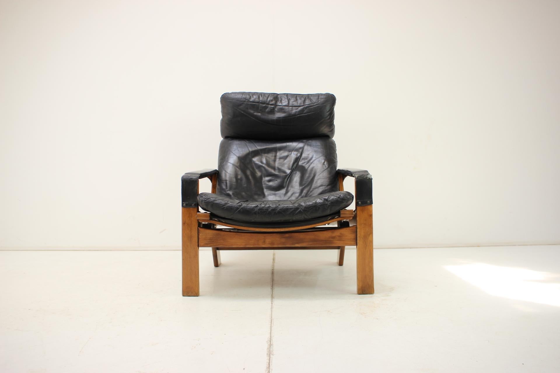 Legno Poltrona regolabile in pelle, di Peter Opsvik, per Westnofa, Norvegia, anni '60 in vendita