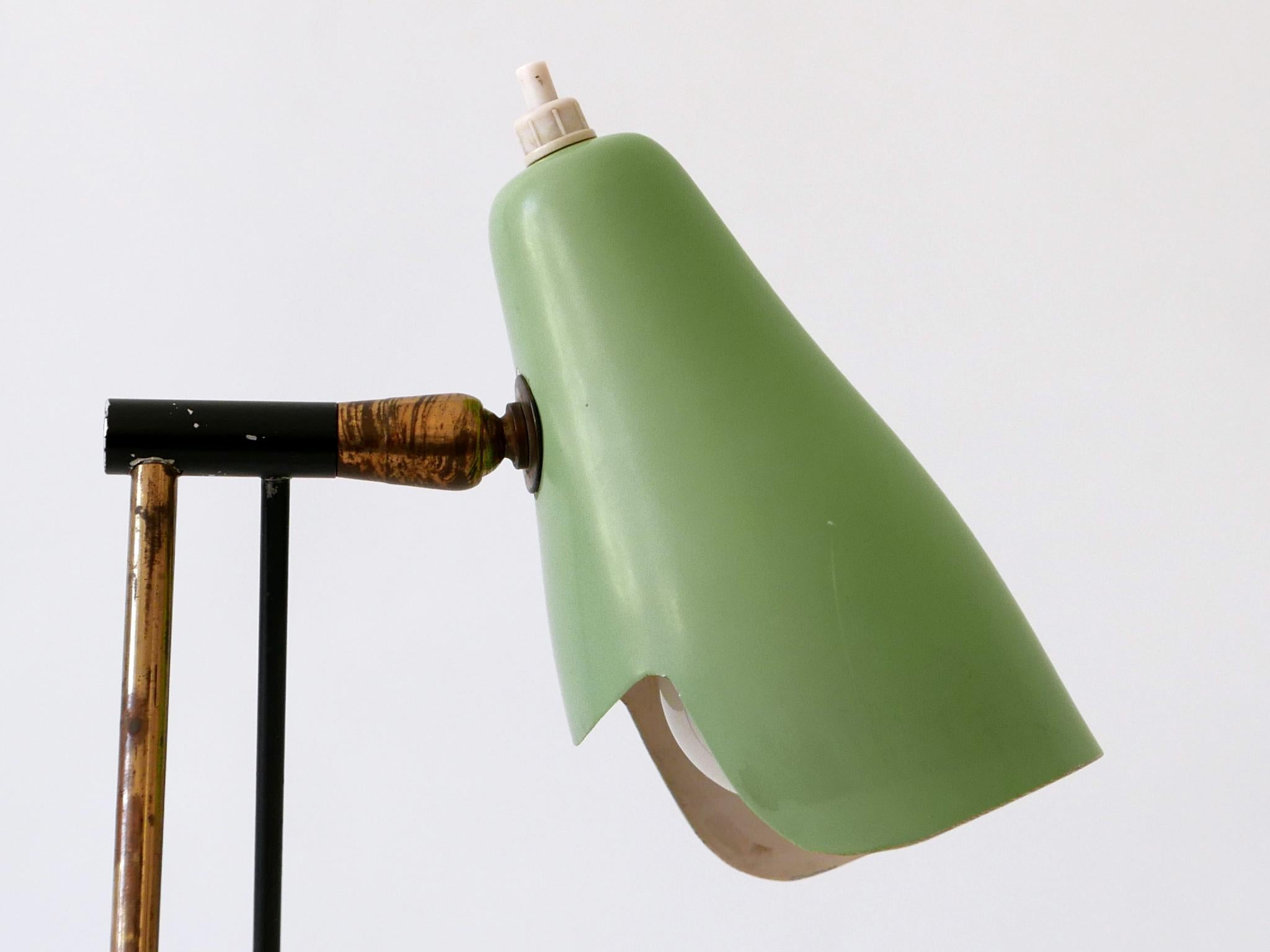 Rare & Adjustable Mid-Century Modern Stilnovo Wall or Table Lamp Italy 1950s For Sale 11