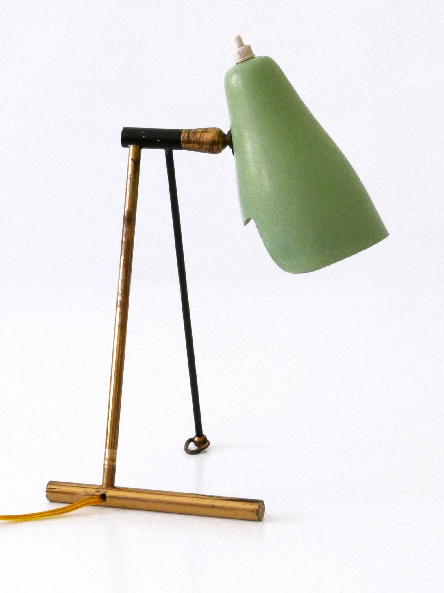 Rare & Adjustable Mid-Century Modern Stilnovo Wall or Table Lamp Italy 1950s For Sale 2