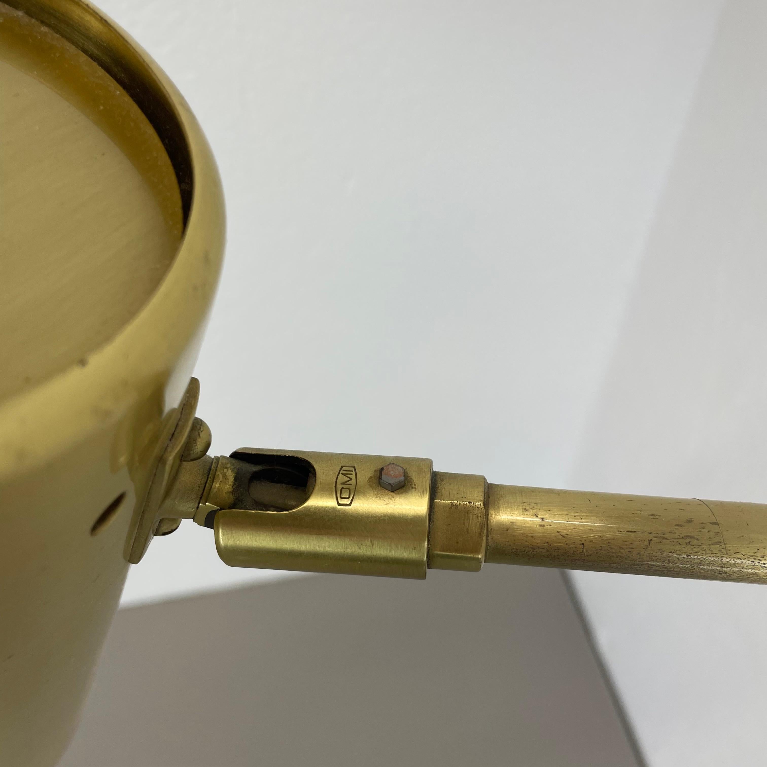 20th Century rare adjustable solid Brass Stilnovo Style Theatre spot Wall Light, Italy 1970s For Sale