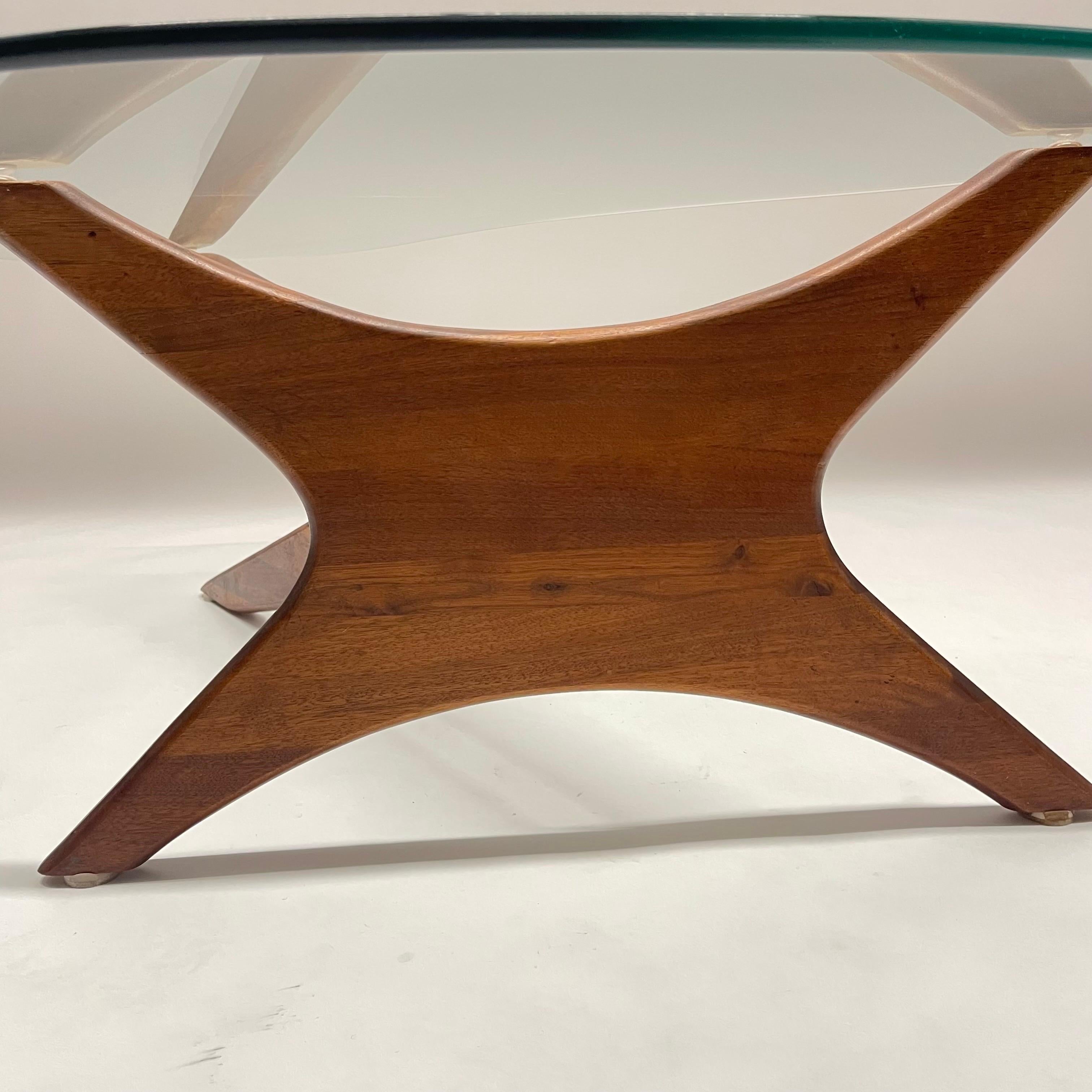 Rare Adrian Pearsall Walnut and Glass Biomorphic Kidney Coffee or Cocktail Table 10
