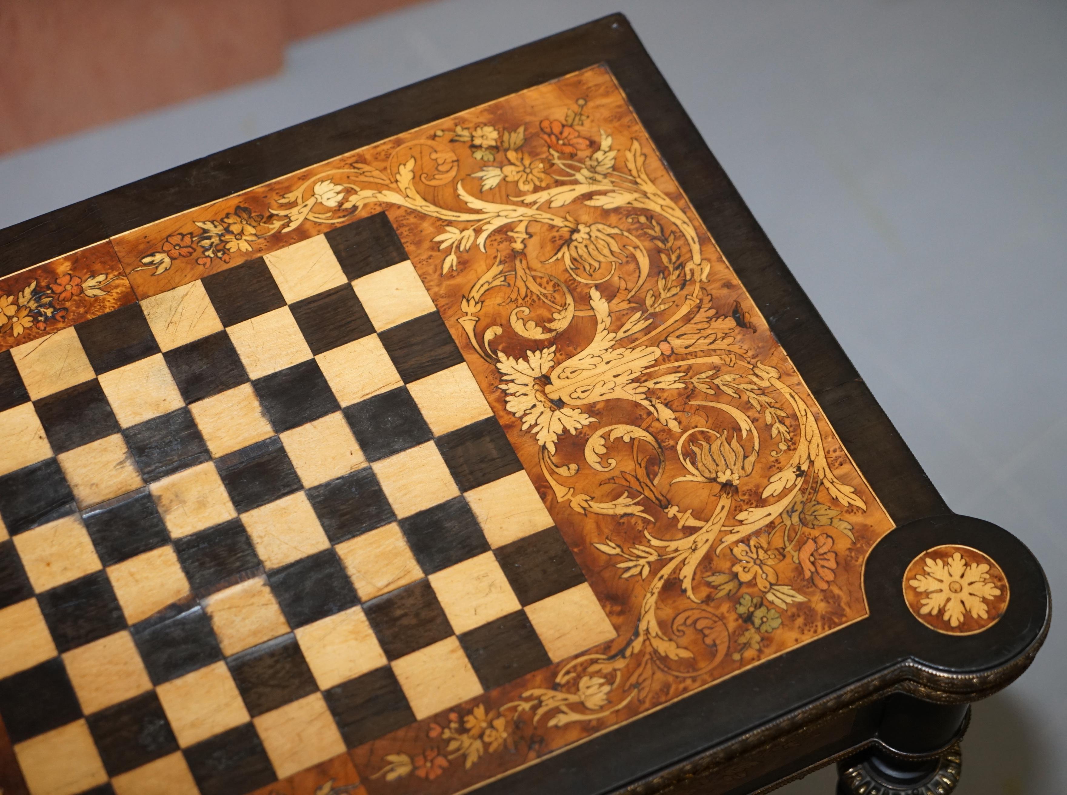 Rare Aesthetic Movement Burr Walnut Marquetry Inlaid Chess Fold over Card Table In Fair Condition In West Sussex, Pulborough
