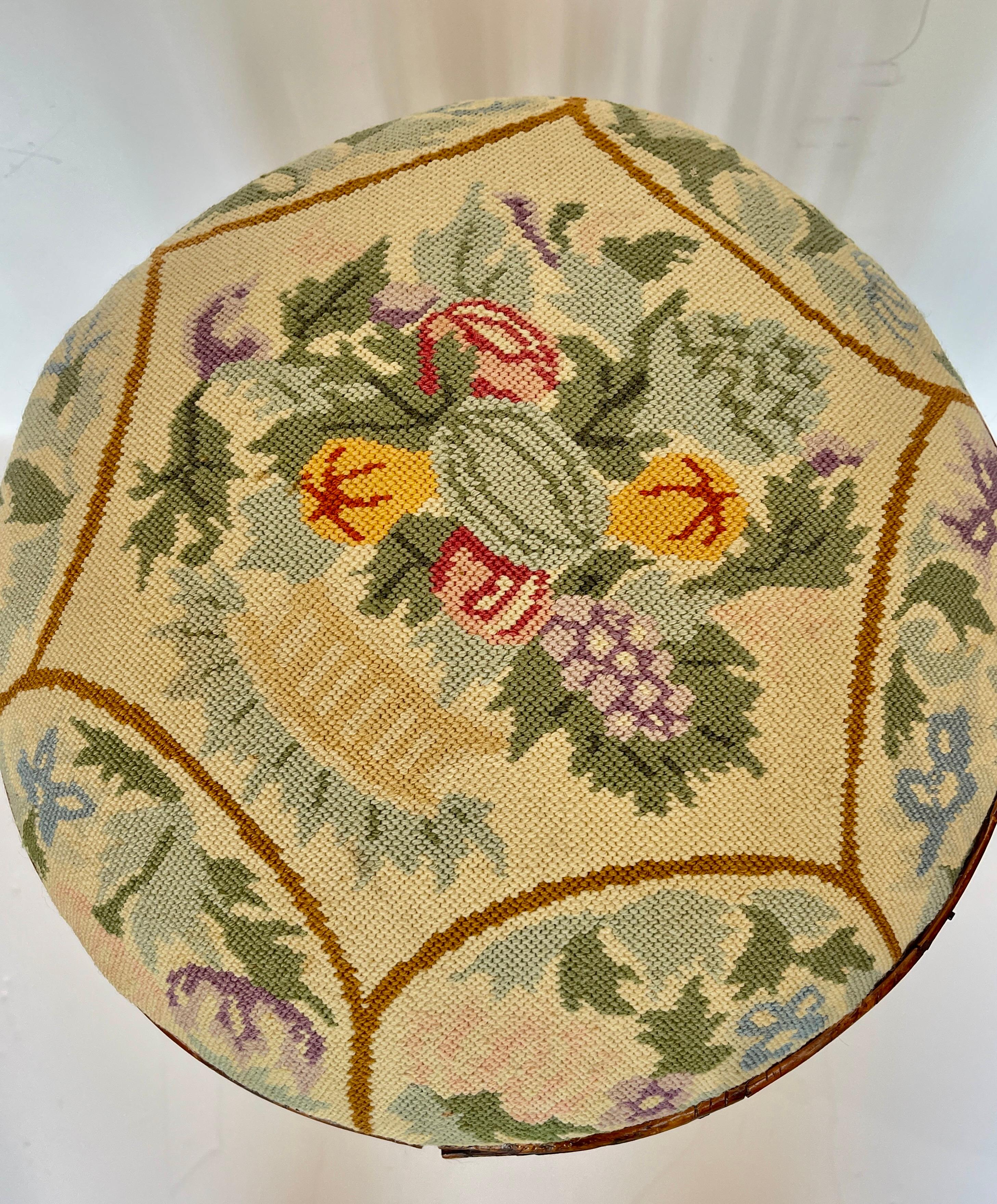 Britannico Raro  Aesthetic Movement Bamboo &  Sgabello ad ago Fine 19° secolo. C in vendita