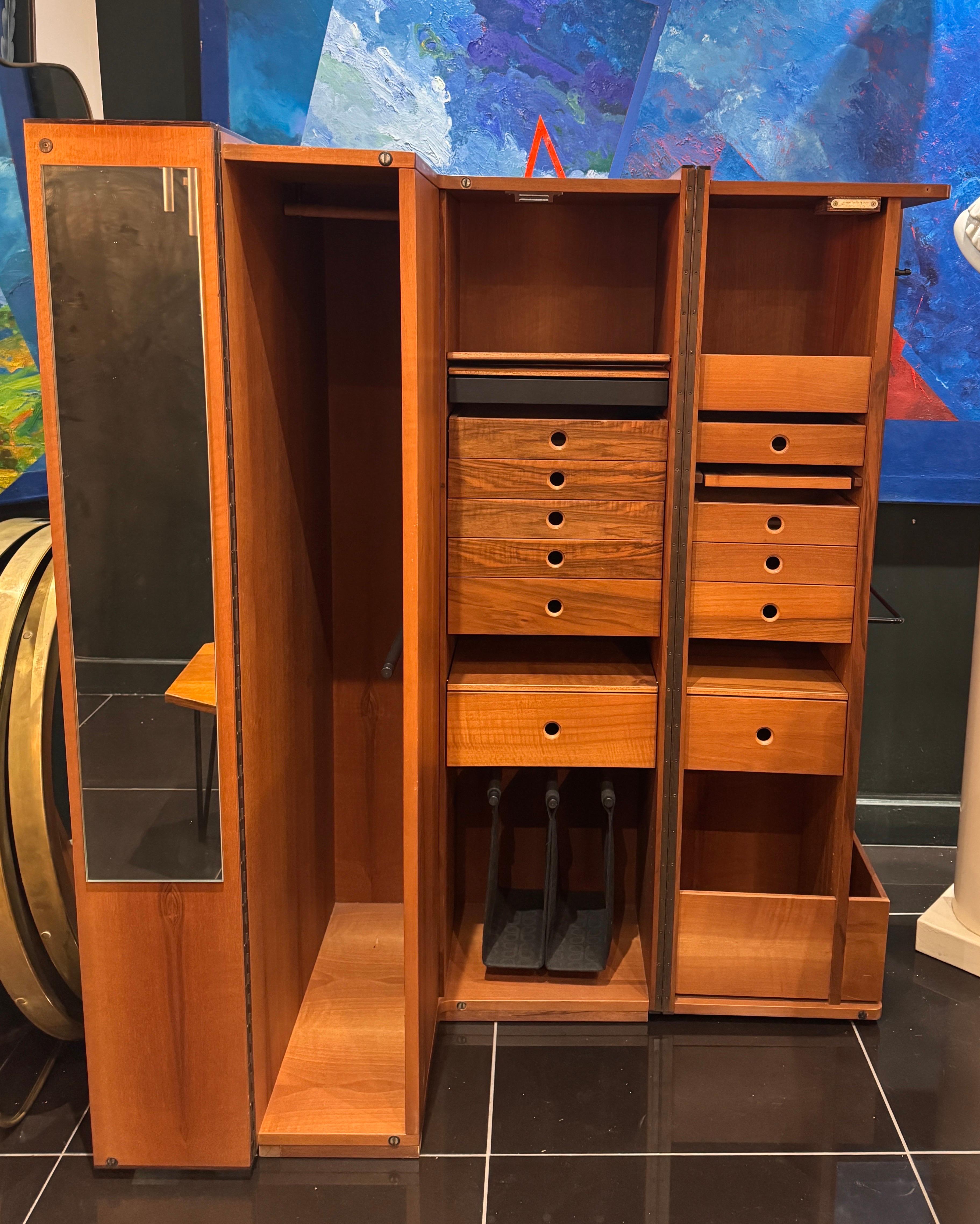 Rare Afra e Tobia Scarpa jewellery and accessories cabinet For Sale 5