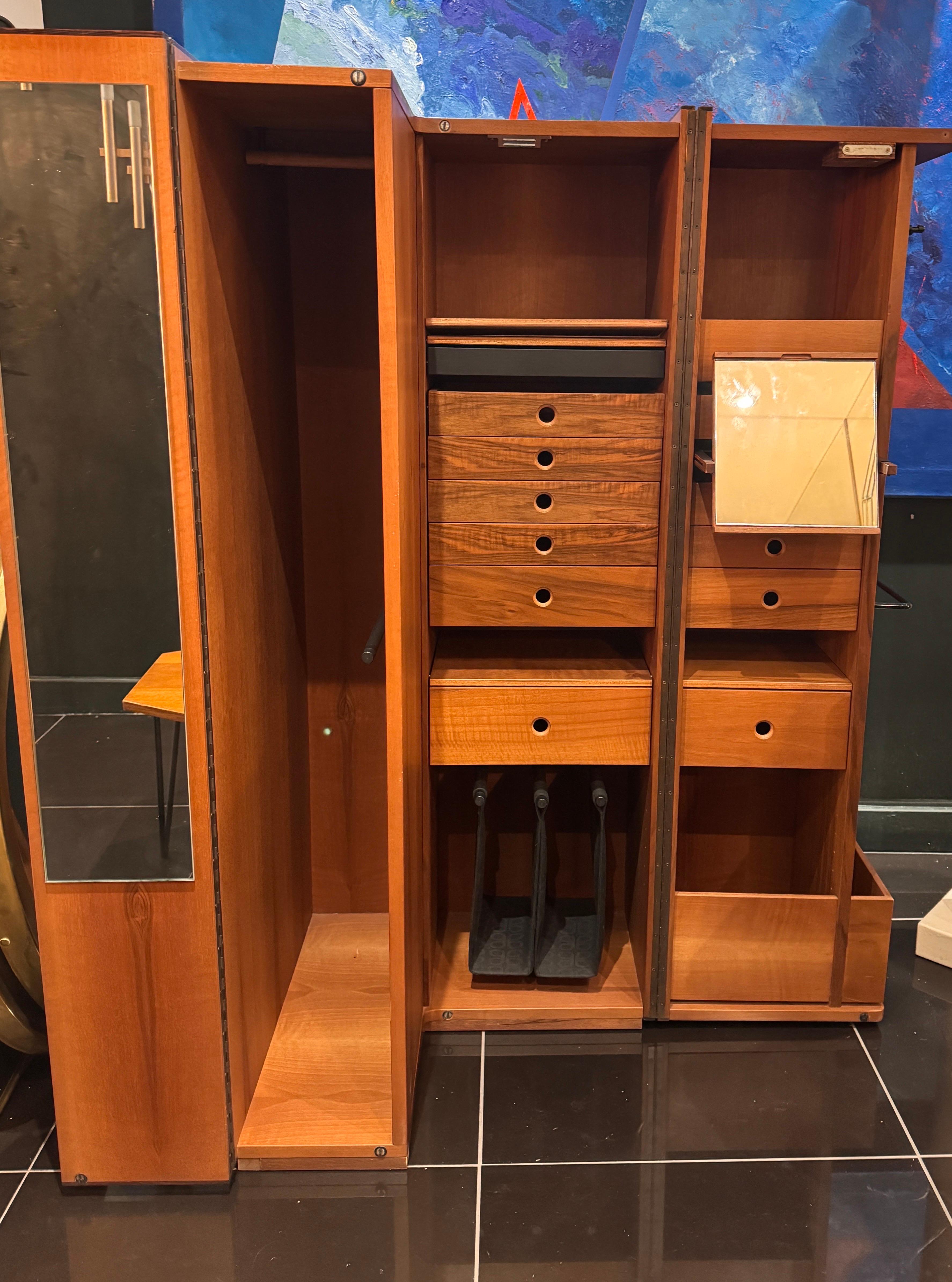 Rare Afra e Tobia Scarpa jewellery and accessories cabinet For Sale 6