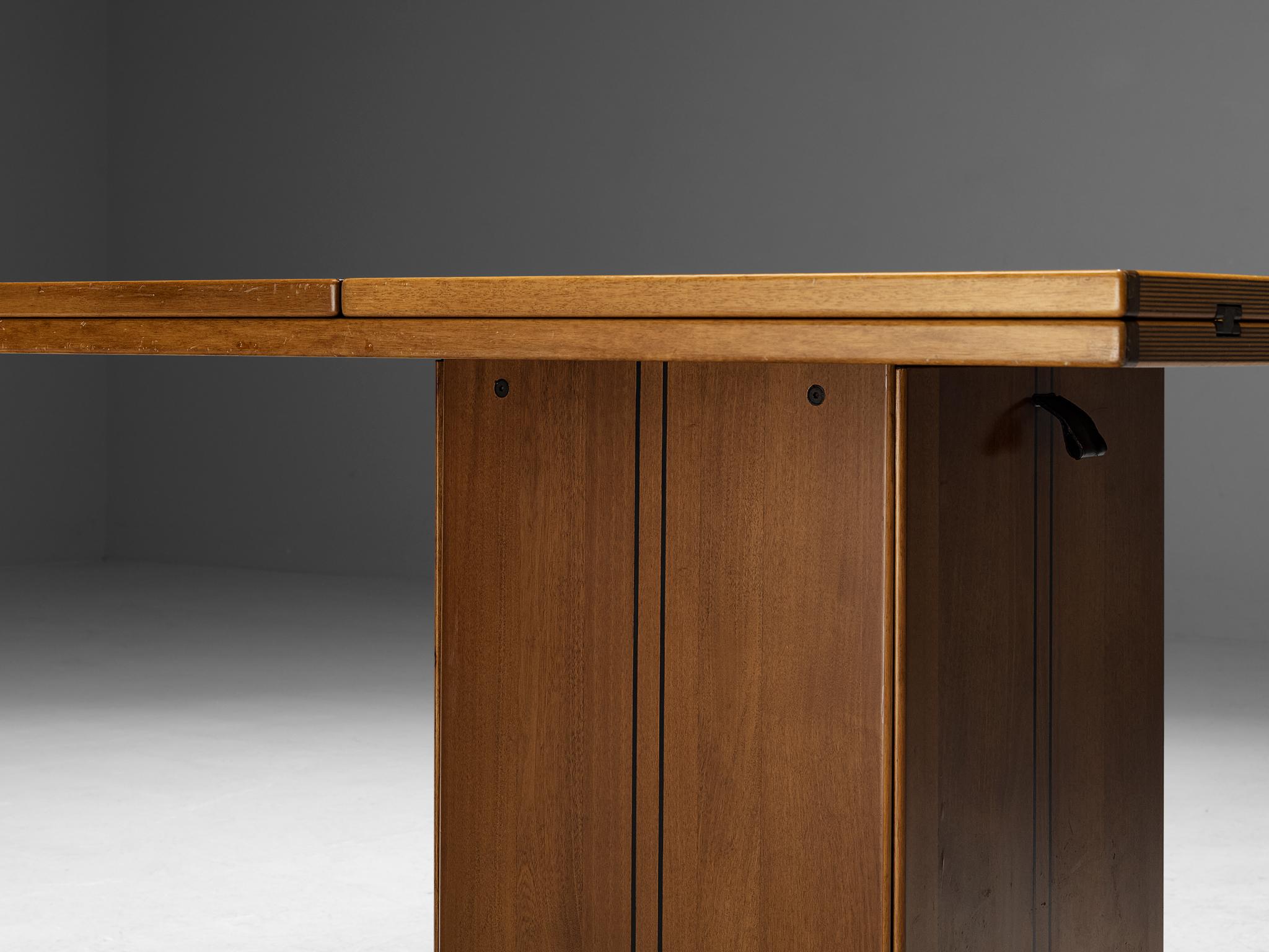 Rare Afra & Tobia Scarpa for Maxalto 'Artona' Dining Table in Walnut 3