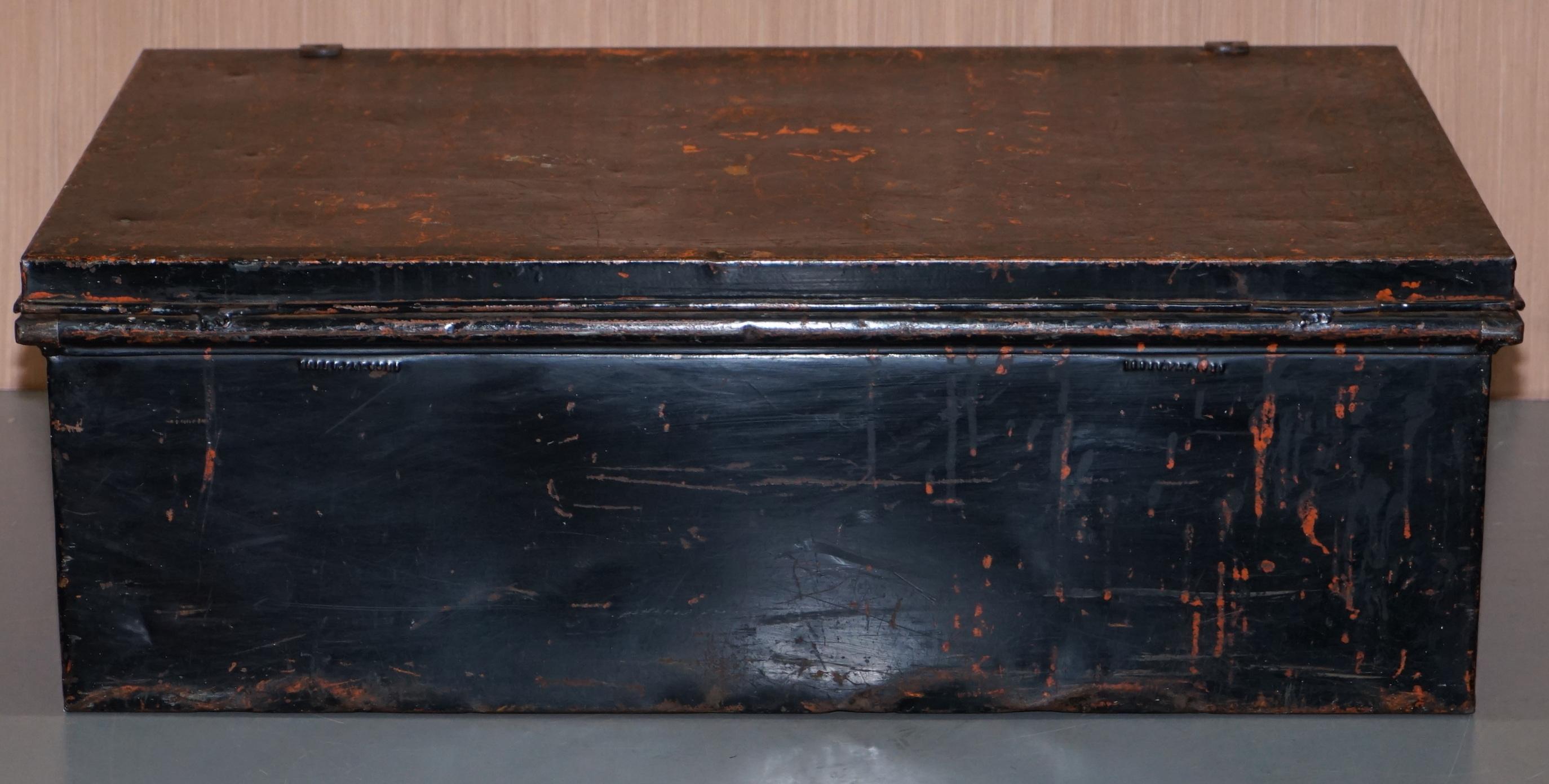 Rare African Campaign Military Metal Chest Luggage the Owomeji Jones Brothers For Sale 5