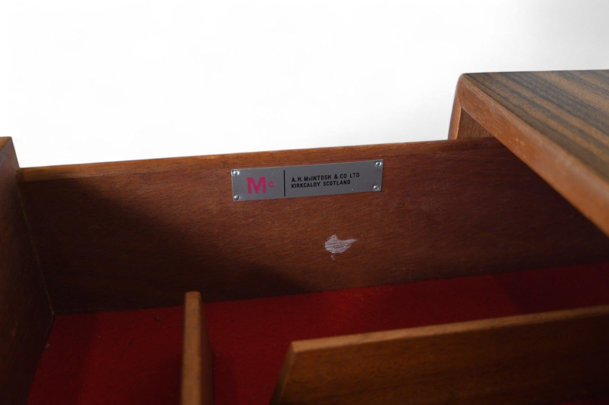 Rare a.h. Crédence McIntosh Mid Century en noyer Bon état - En vente à Berkeley, CA