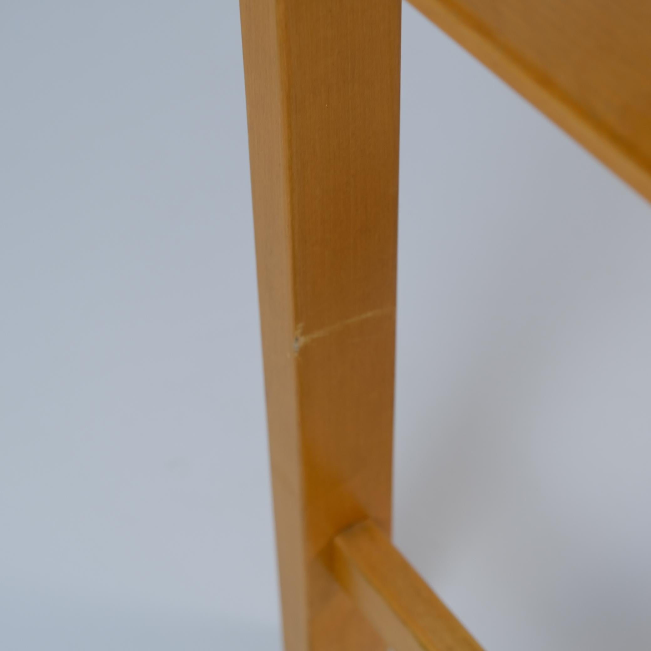 Seltener Aino Aalto Kindermesstisch aus Birke, Collector Item, Artek 1950er Jahre im Angebot 4
