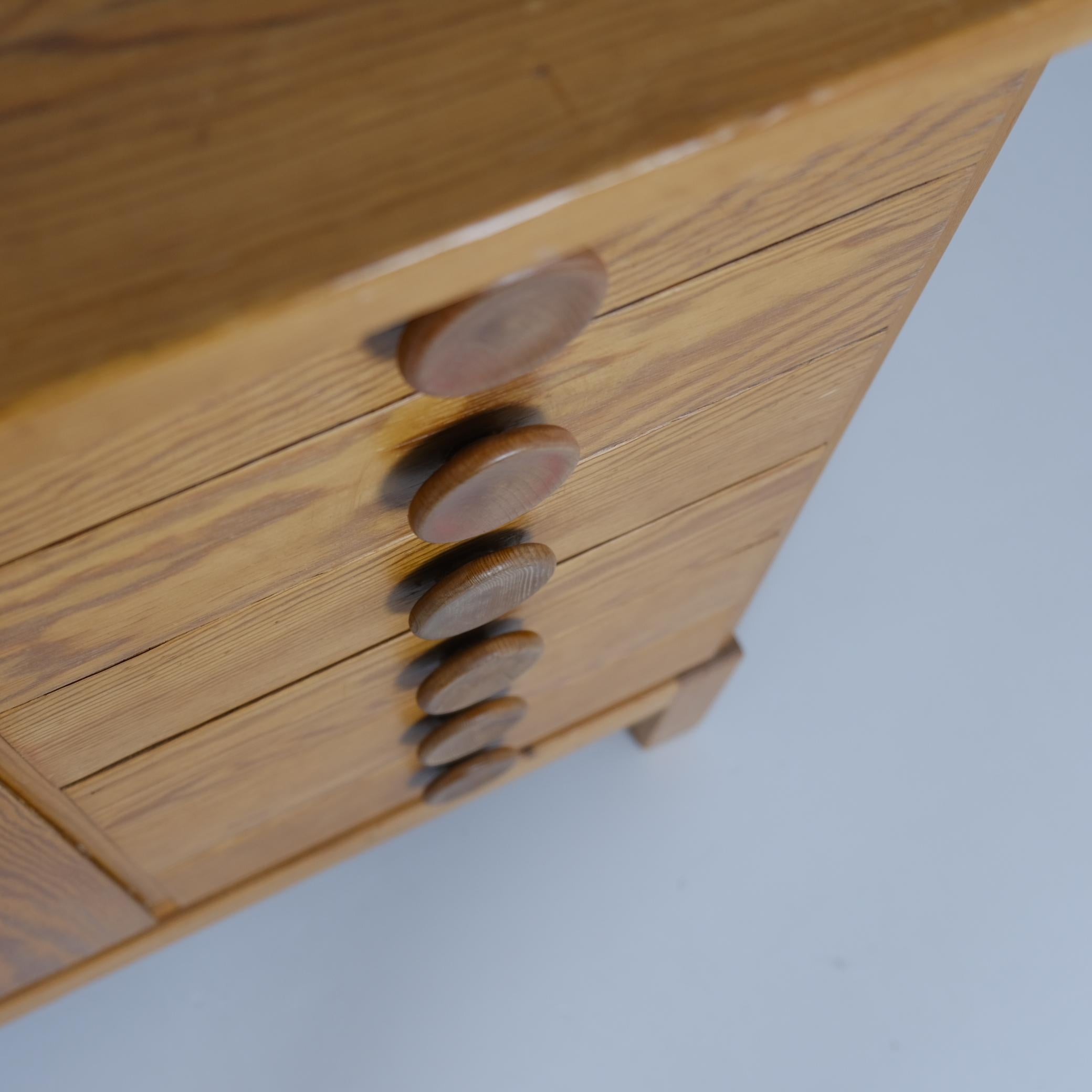Raro Aino Aalto, mobile in pino massiccio con cassetti per Artek, anni '40 in vendita 3
