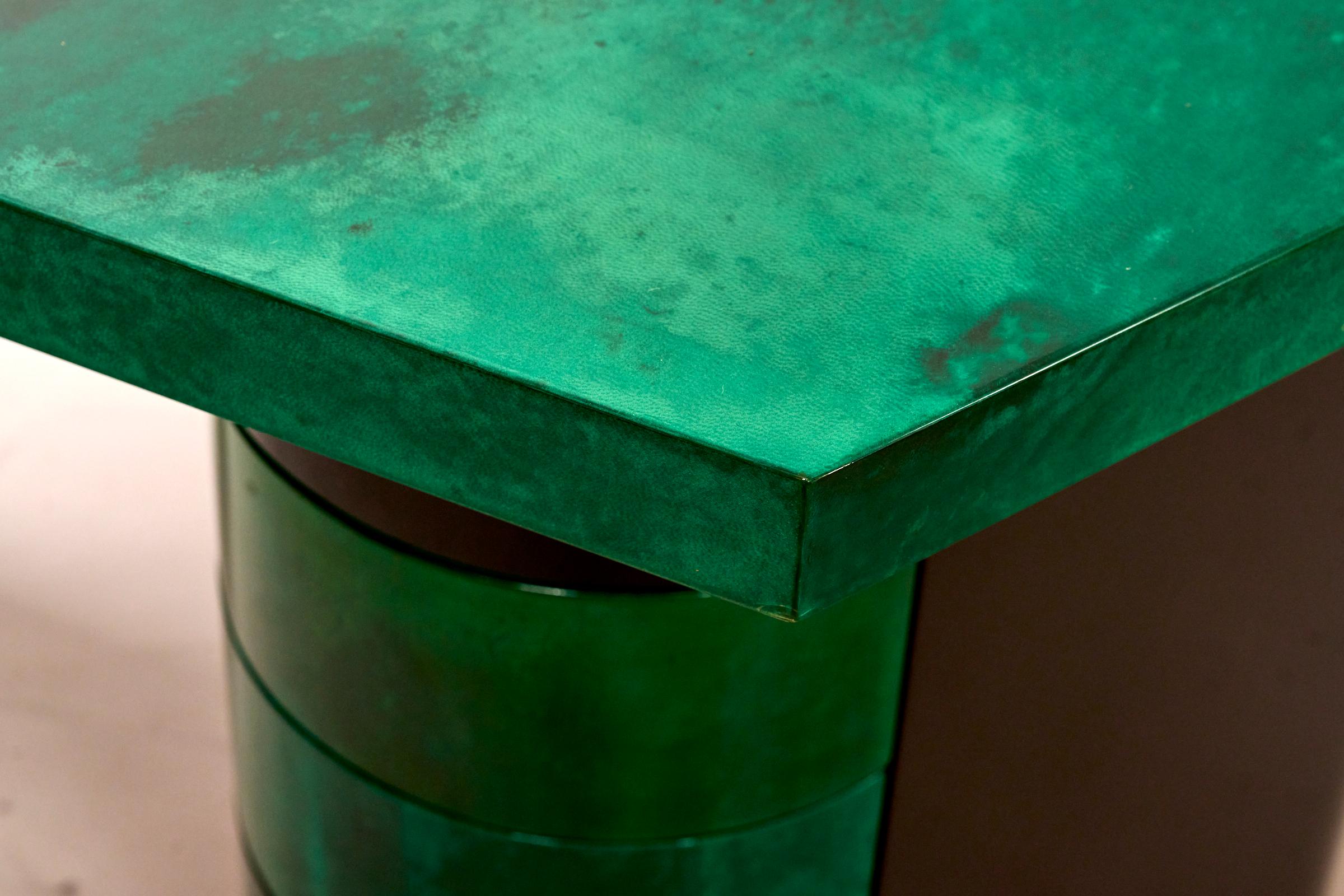 Late 20th Century Rare Aldo Tura green parchment desk with gloss lacquer  For Sale