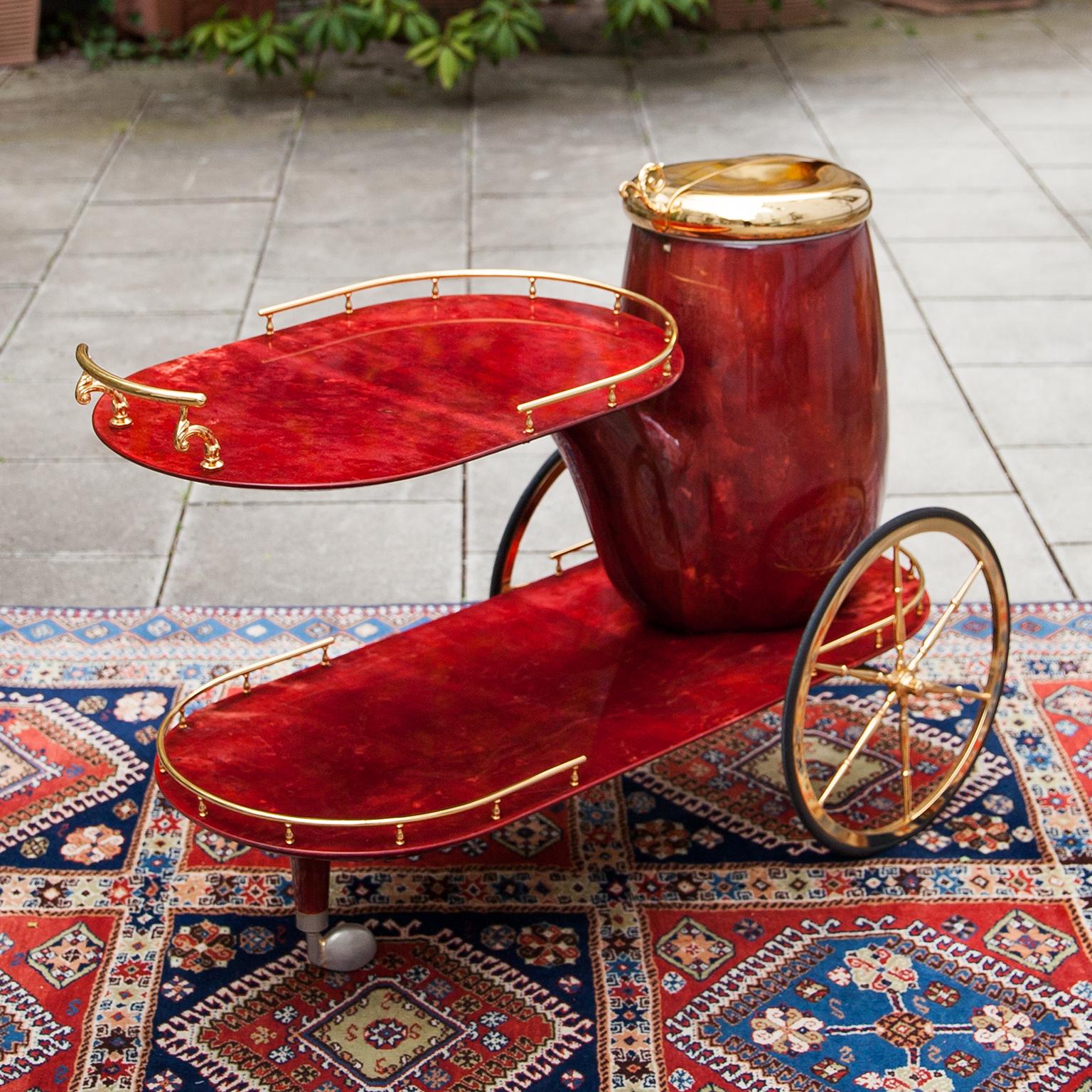 Raro carro de bar de piel de cabra roja de Aldo Tura años 60 Italiano