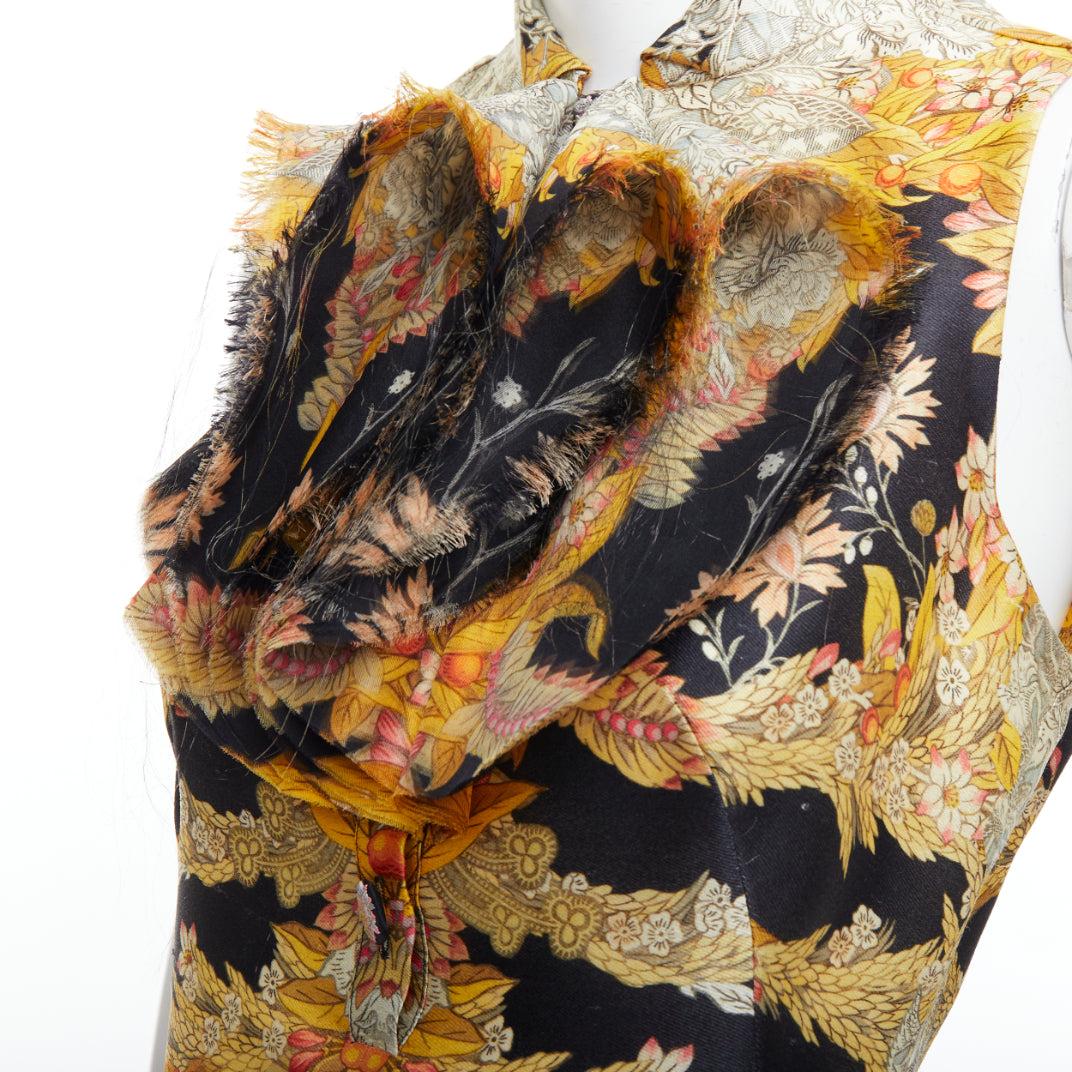 rare ALEXANDER MCQUEEN 2011 Runway Skeleton Foliage floral print raw ruffle dress IT40 S
Reference: MAEA/A00007
Brand: Alexander McQueen
Designer: Sarah Burton
Collection: Spring Summer 2011 - Runway
Material: Silk
Color: Black, Gold
Pattern:
