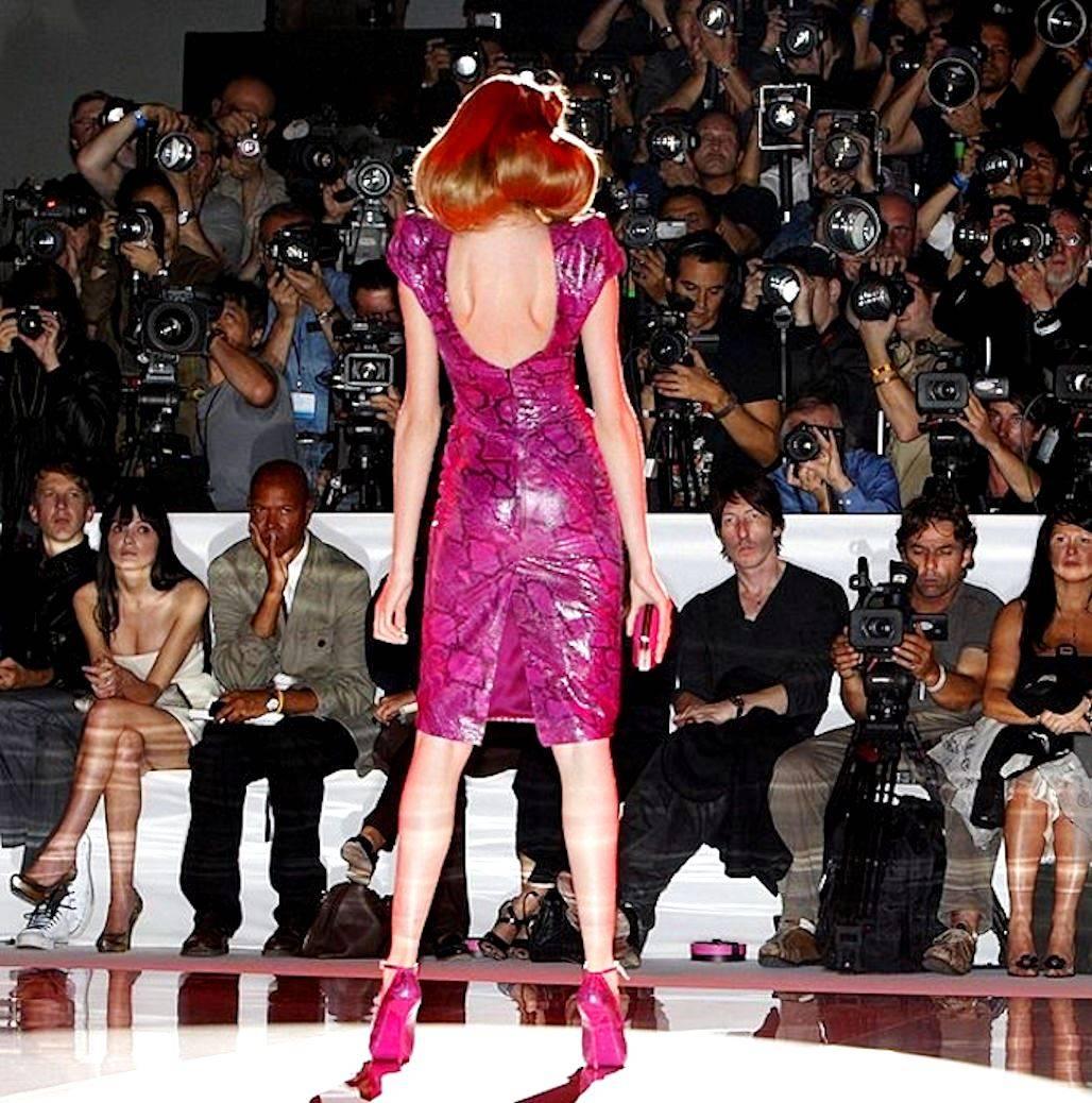 NEW Alexander McQueen 2008 Exotic Pink Evening Dress Tribute to Isabella Blow 42 For Sale 4