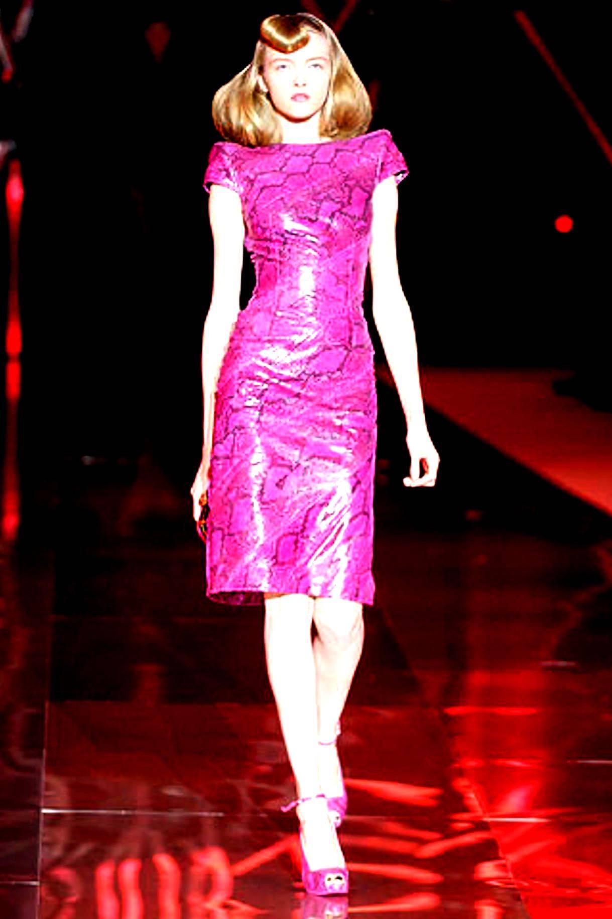 NEW Alexander McQueen 2008 Exotic Pink Evening Dress Tribute to Isabella Blow 42 For Sale 1