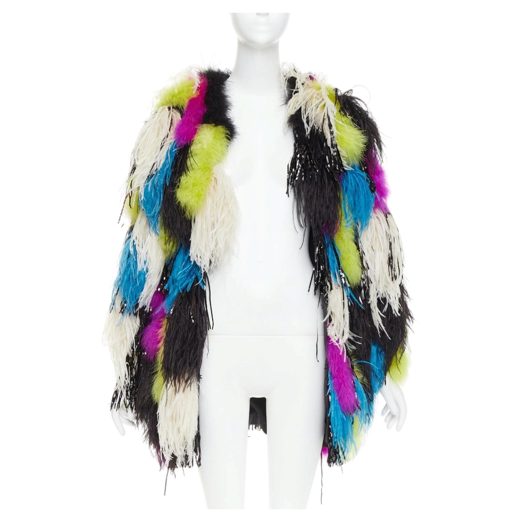 raro ALEXANDRE VAUTHIER COUTURE SS2022 Pasarela Maison Lemarie abrigo de plumas de oropel en venta