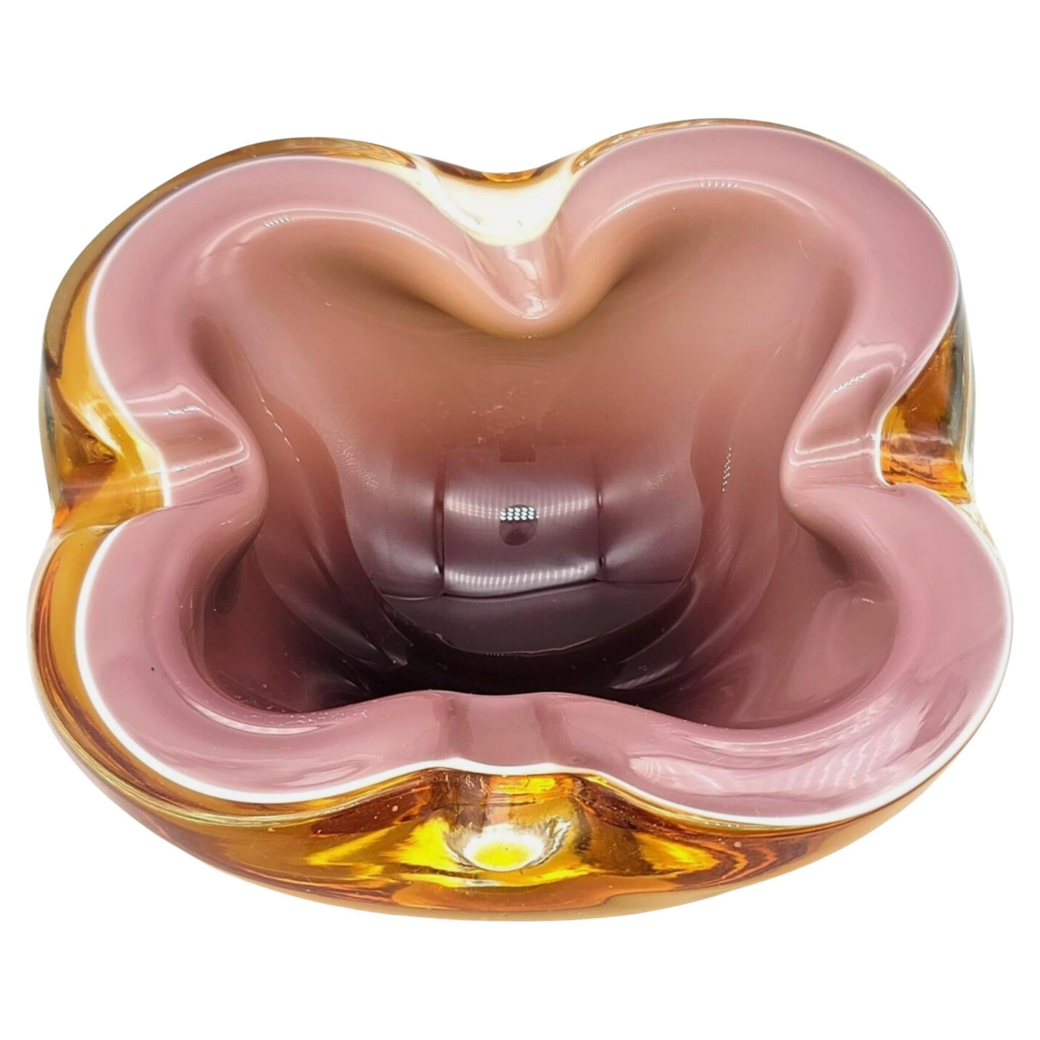 RARE Gold & Deep Purple Alfredo Barbini Glas Aschenbecher Schale Geode Stil Murano Italien Vintage 1950's MCM

Hergestellt in Italien 
In fantastischem Zustand 
Sexy und selten
Mid Century Modern 
Murano 

Auffallend Mitte des Jahrhunderts Seltene