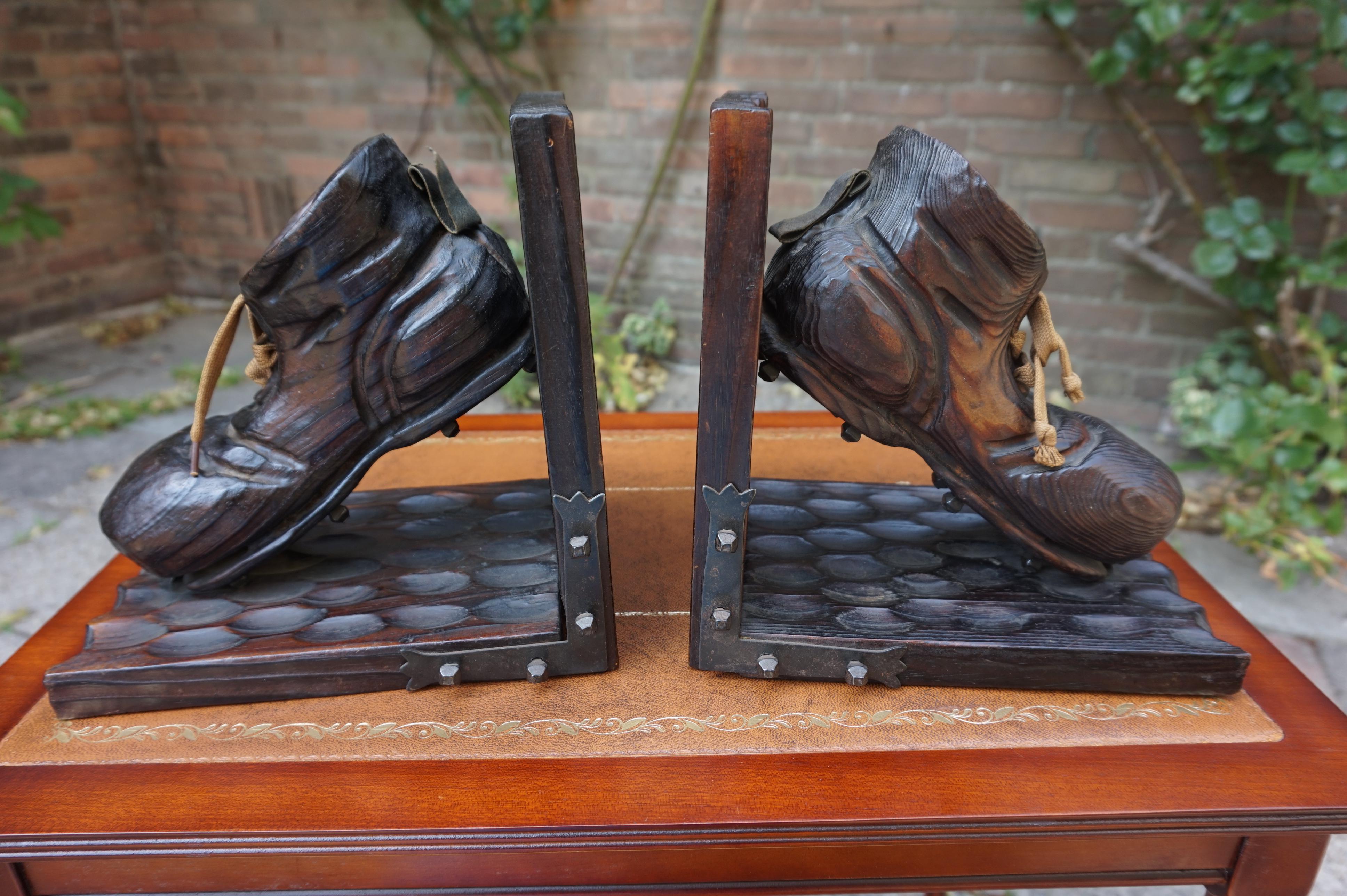 Rare & All Hand-Carved Wooden 1950's Fifties Soccer / Football Shoes Bookends For Sale 4