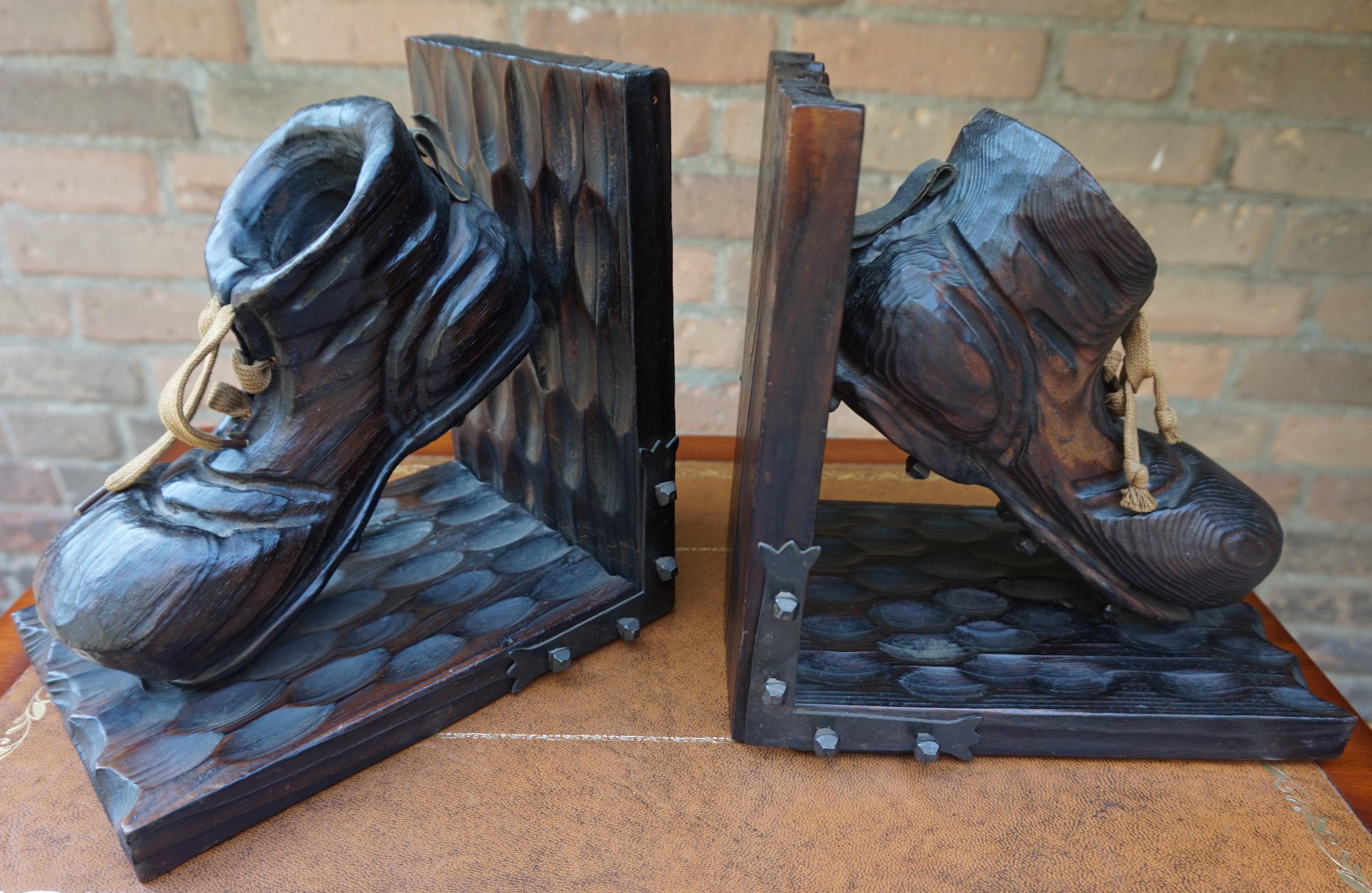 Rare & All Hand-Carved Wooden 1950's Fifties Soccer / Football Shoes Bookends For Sale 6
