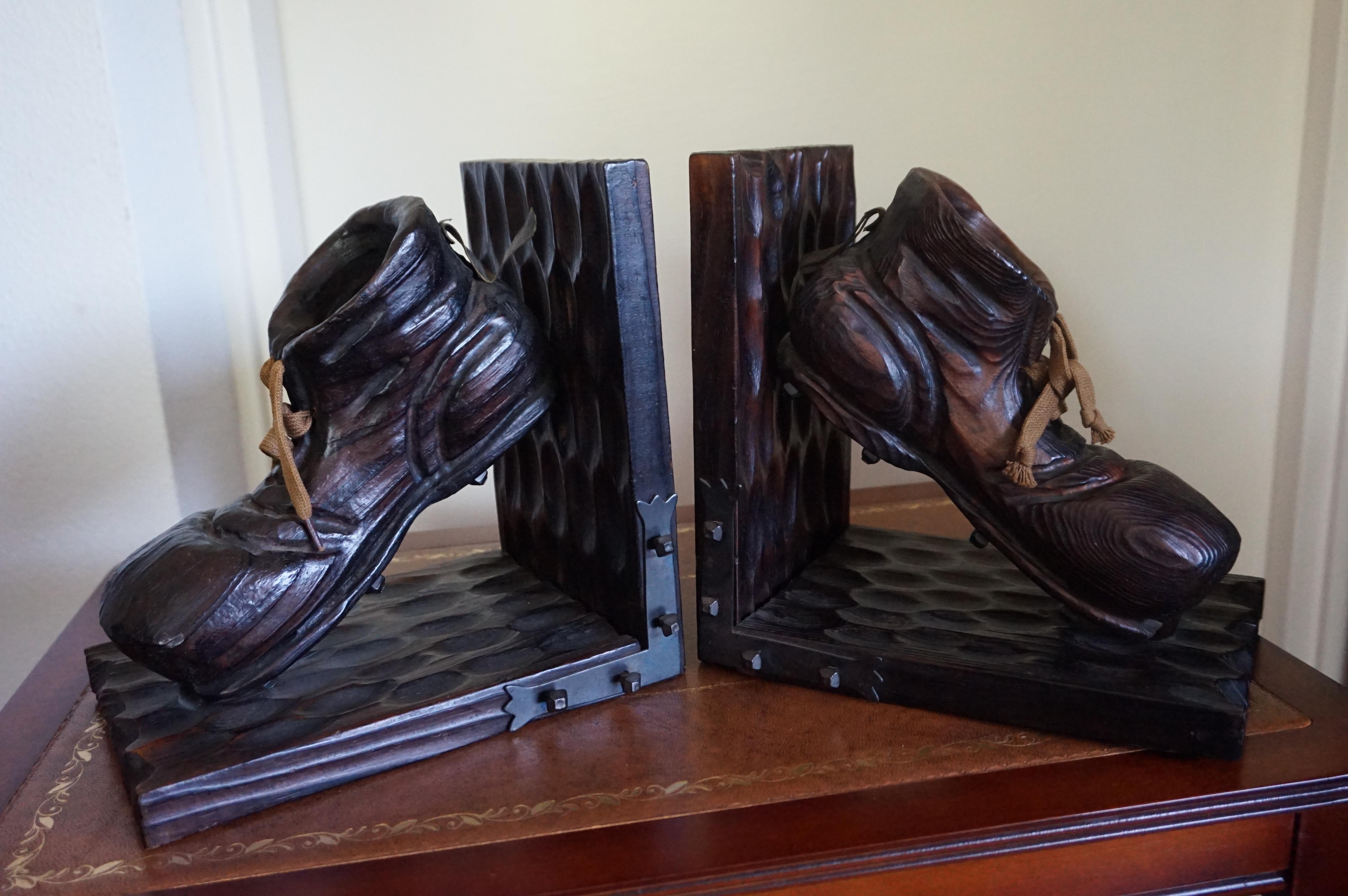 Rare & All Hand-Carved Wooden 1950's Fifties Soccer / Football Shoes Bookends For Sale 7