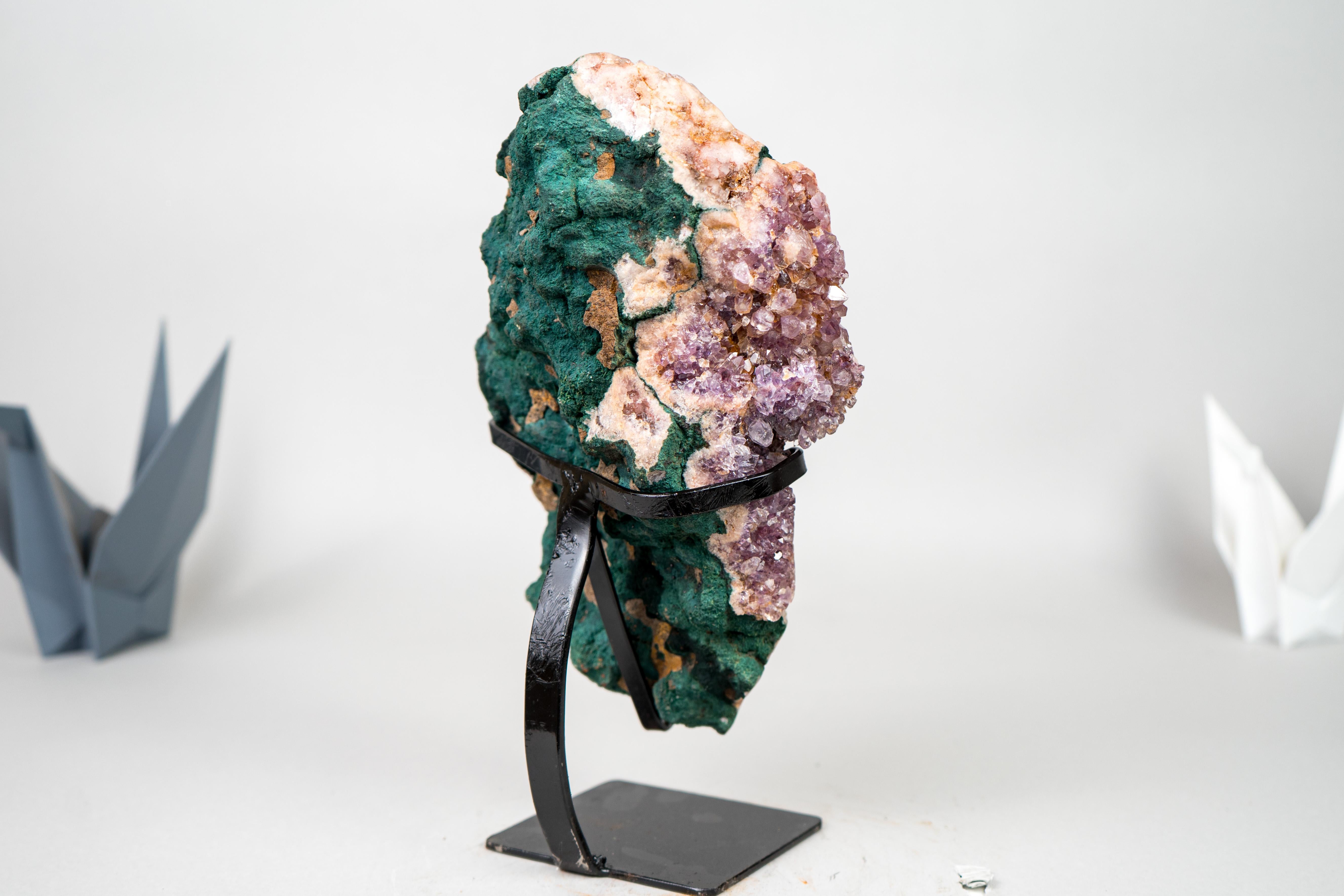 Raro espécimen de amatista rosa totalmente natural con druzy rosa, lavanda y naranja en venta 4