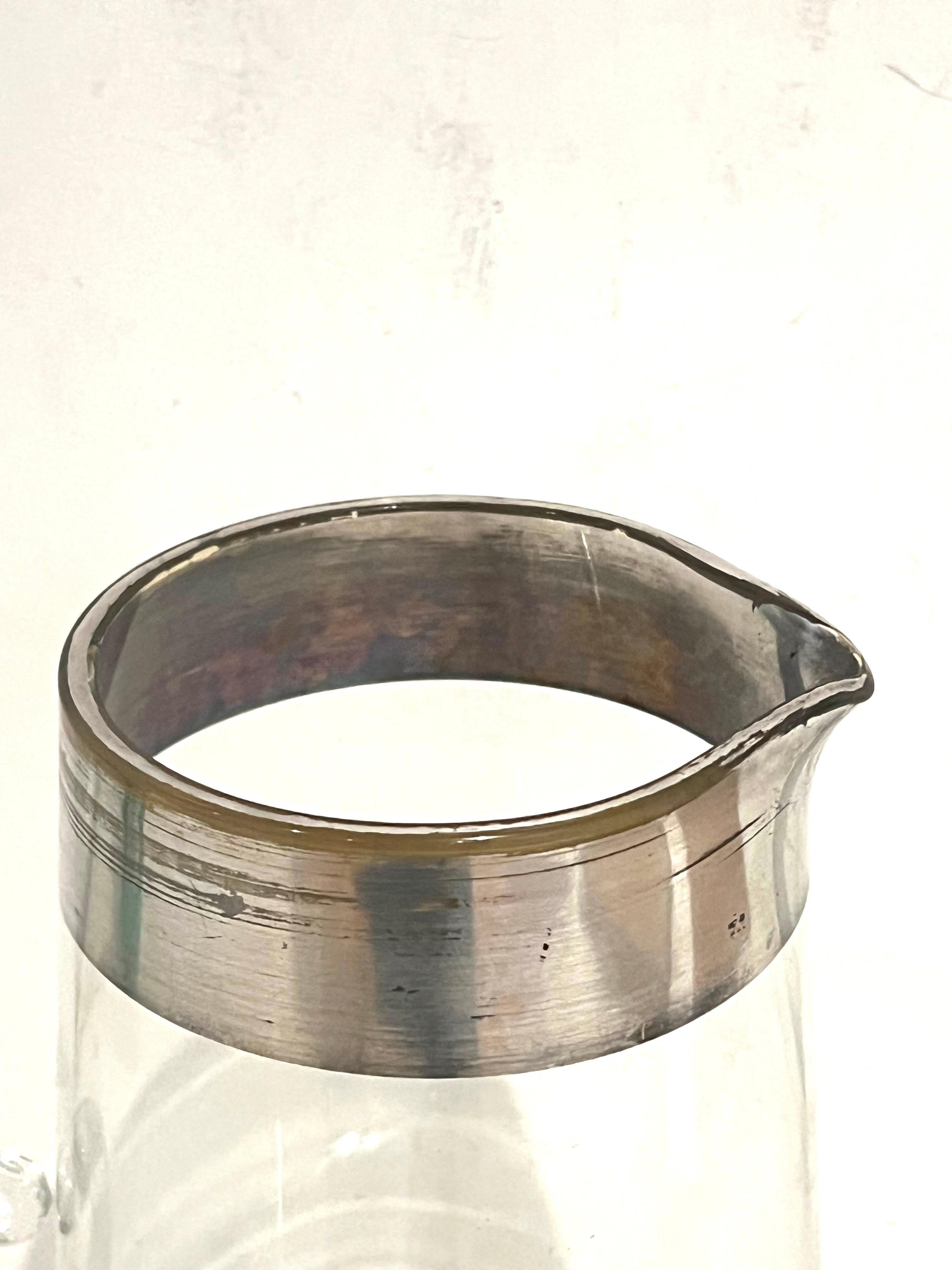 Seltener Allegro-Glaskrug von Dorothy Thorpe Mid Century Silver Ring im Angebot 1