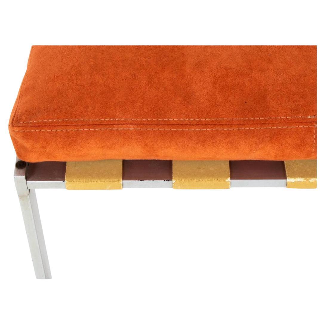 Raro conjunto danés de aluminio y ante Taburete y mesa de Jørgen Høj Metalistería en venta