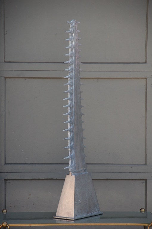 Américain Ornement rare en forme de musoir de scie en aluminium d'Arthur Court en vente