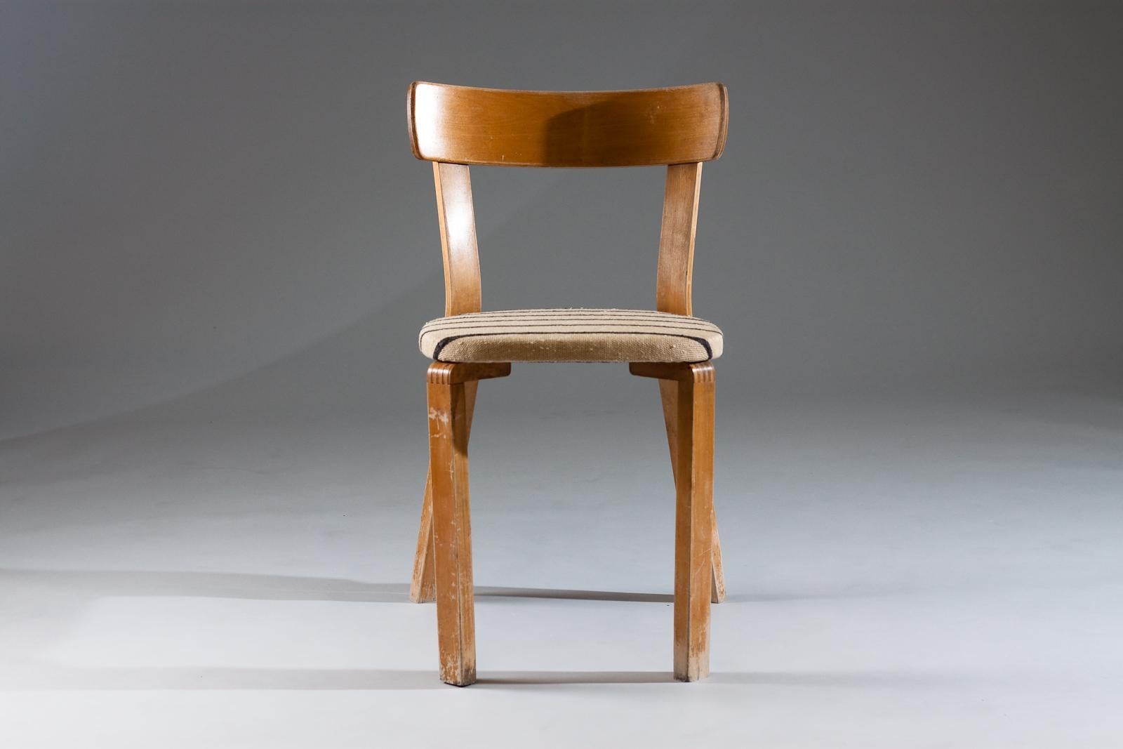 Rare chaise 69 à pied de guerre Alvar Aalto 1940 en vente 5