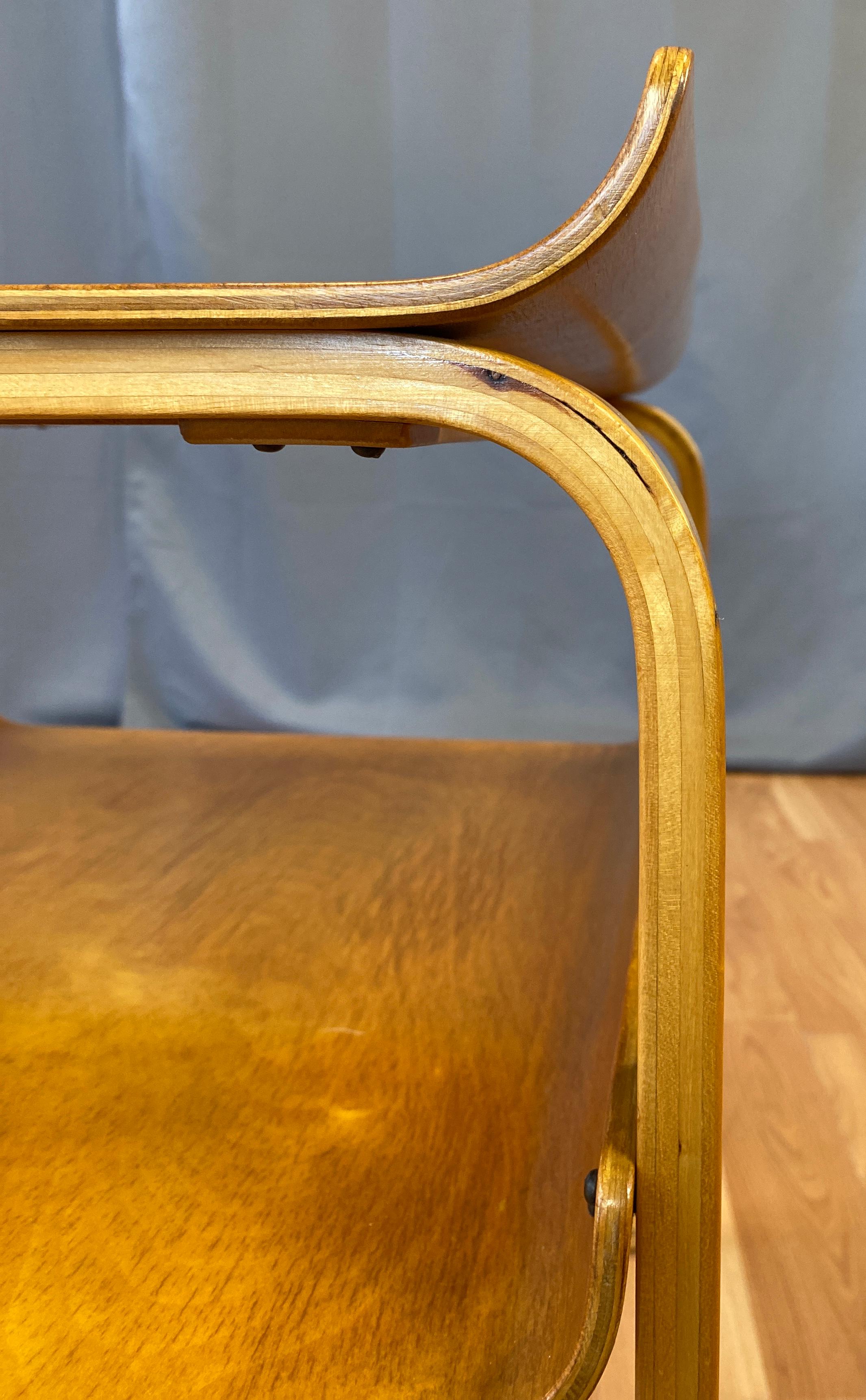 Rare Alvar Aalto 75 Side Table for the Sanatorium, Paimio, Finland 3