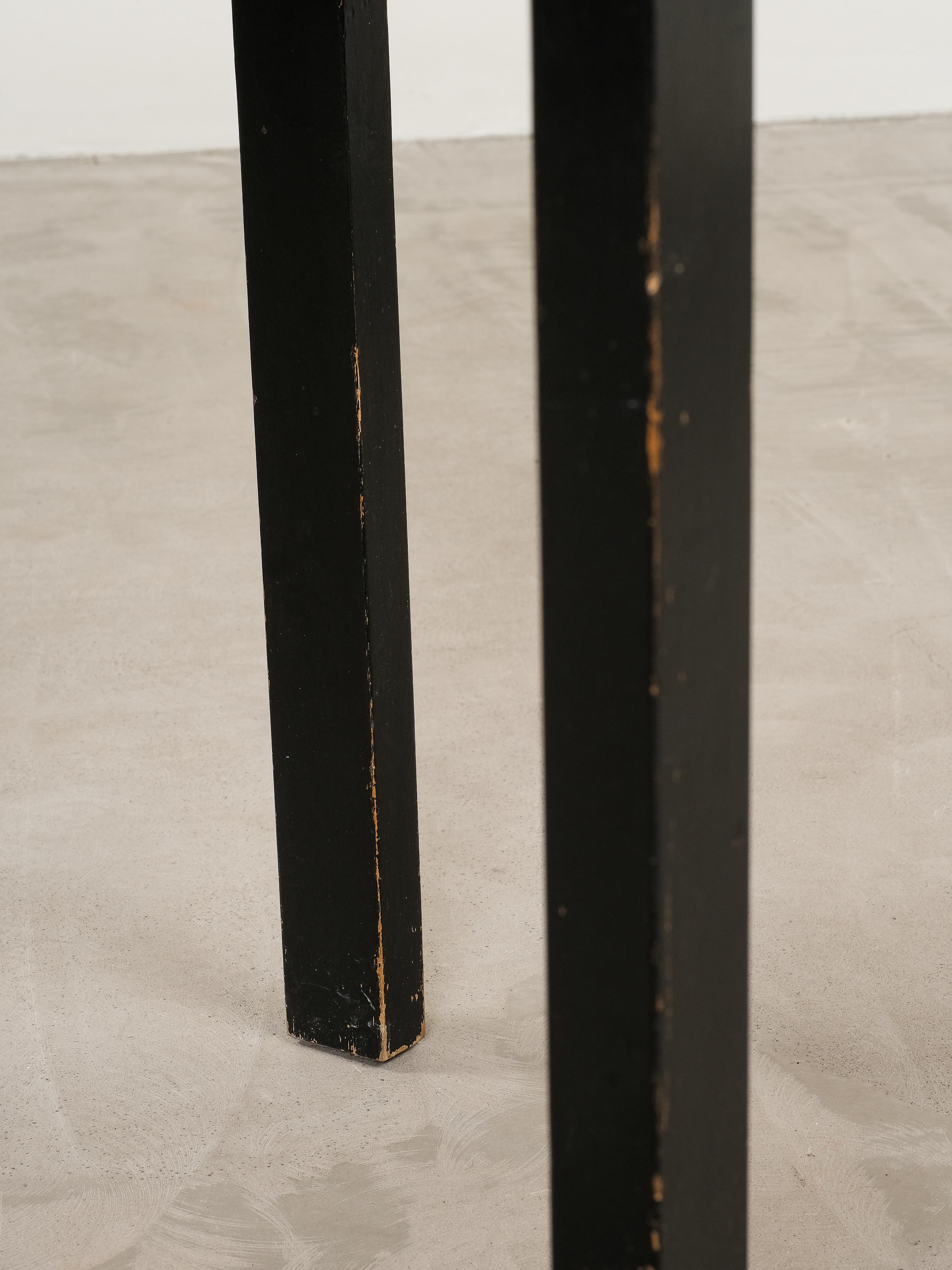 Rare Alvar Aalto Model 90 A Round Dining Room Table for Artek, 1950s For Sale 5