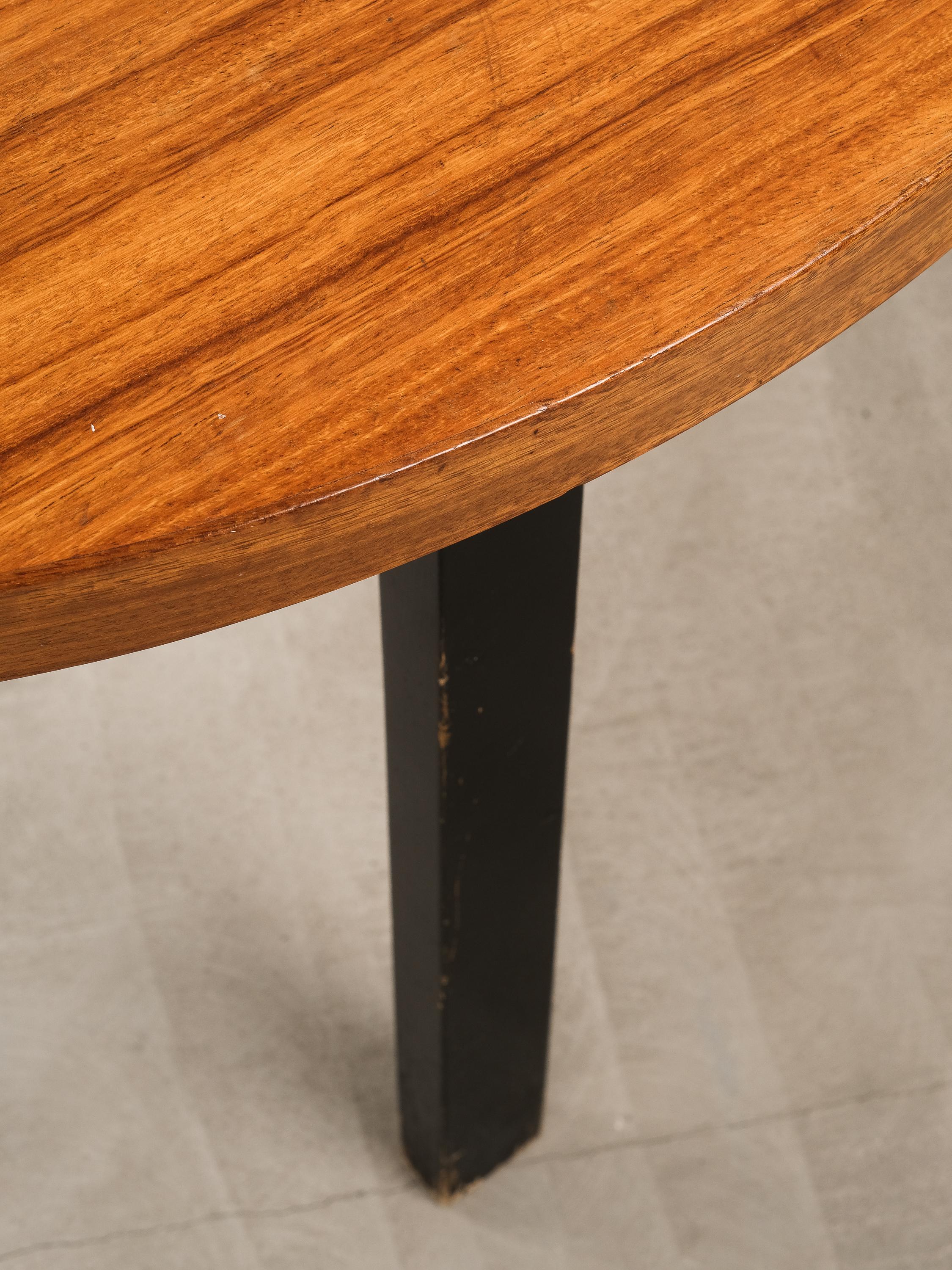 Finnish Rare Alvar Aalto Model 90 A Round Dining Room Table for Artek, 1950s For Sale