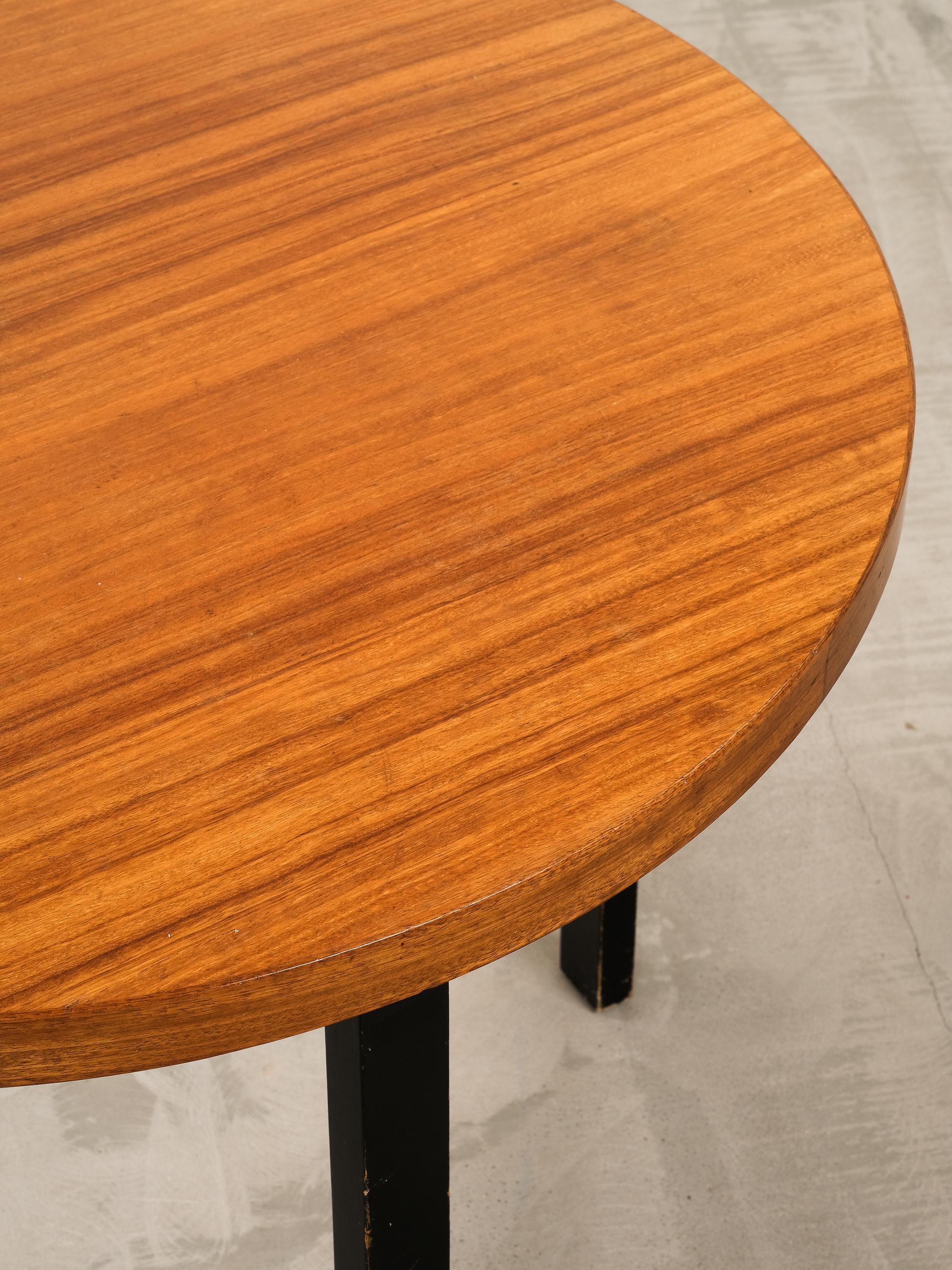 Birch Rare Alvar Aalto Model 90 A Round Dining Room Table for Artek, 1950s For Sale