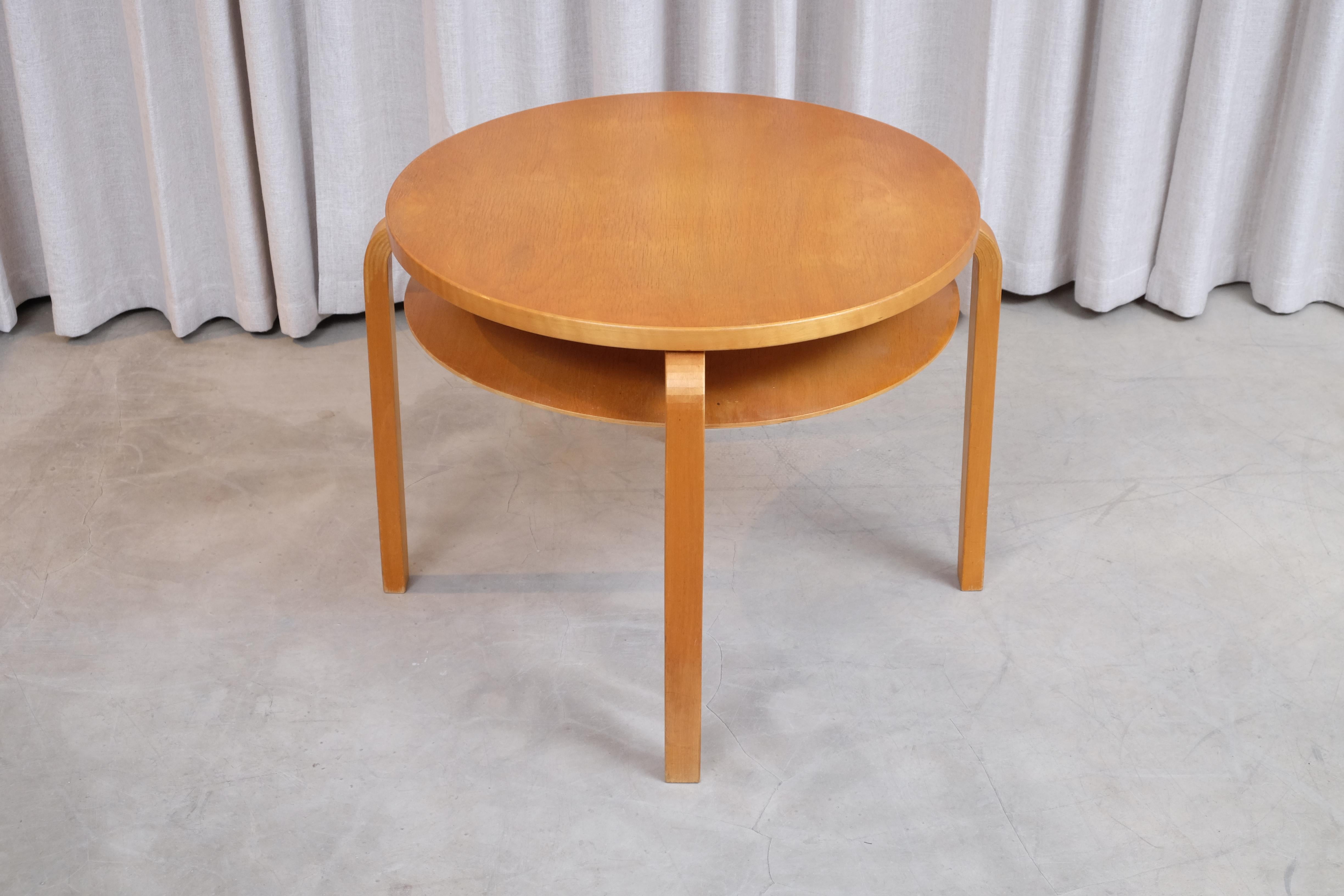 Swedish Rare Alvar Aalto Table 907 Produced by Artek, 1940s