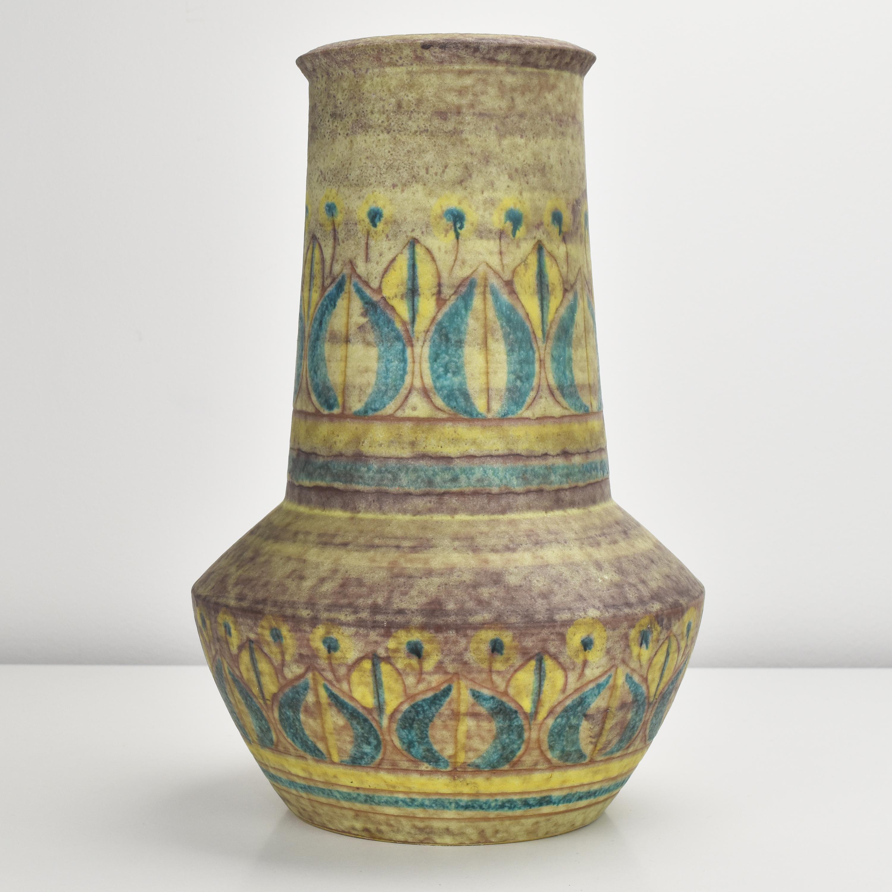 Italian Rare Alvino Bagni Matte Glazed Pottery Vase Raymor Bitossi Gambone For Sale