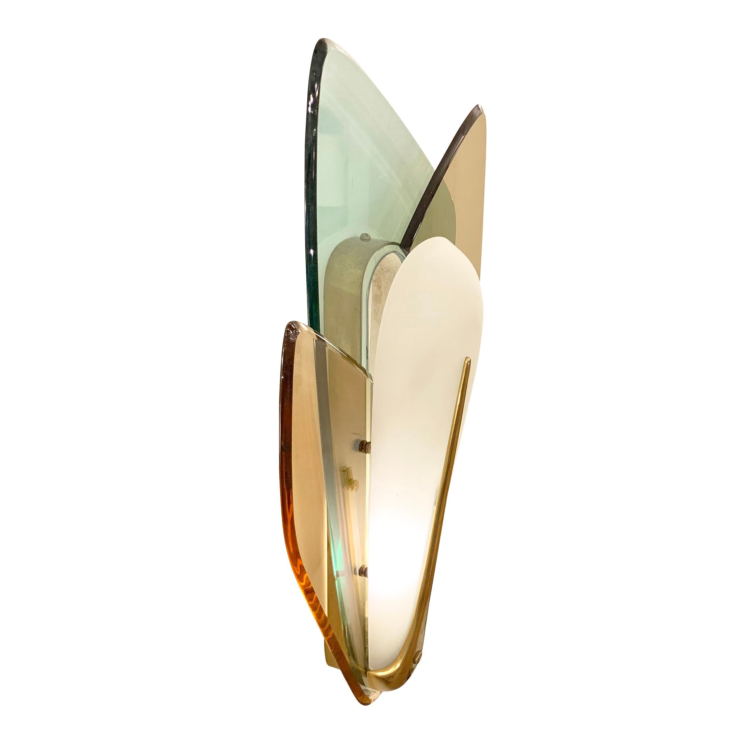 Rare Amber and Turquoise Glass Sconces by Max Ingrand for Fontana Arte In Good Condition For Sale In New York, NY
