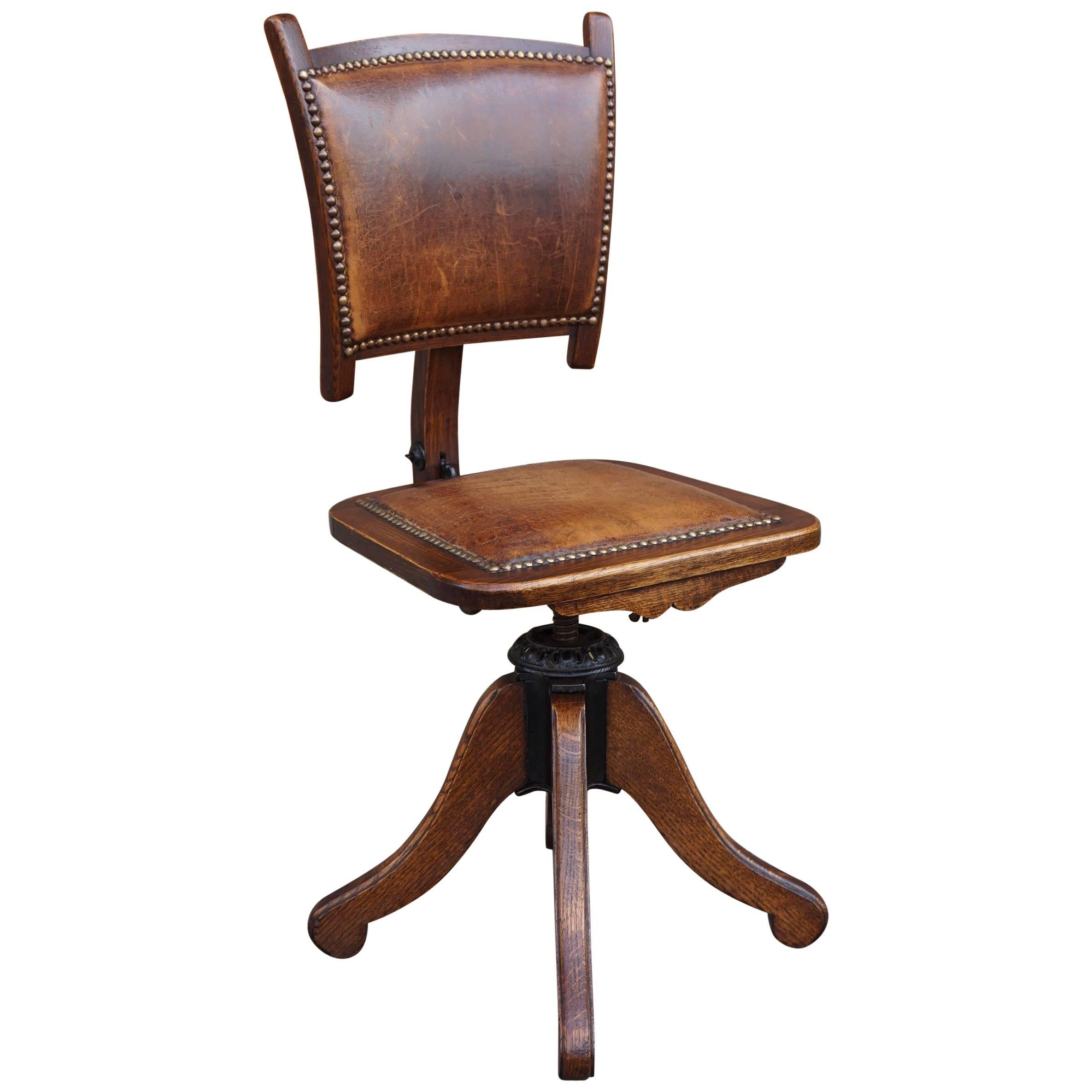 Rare bureau ou chaise de dessin Arts et Métiers américain & par The Davis Chair Company