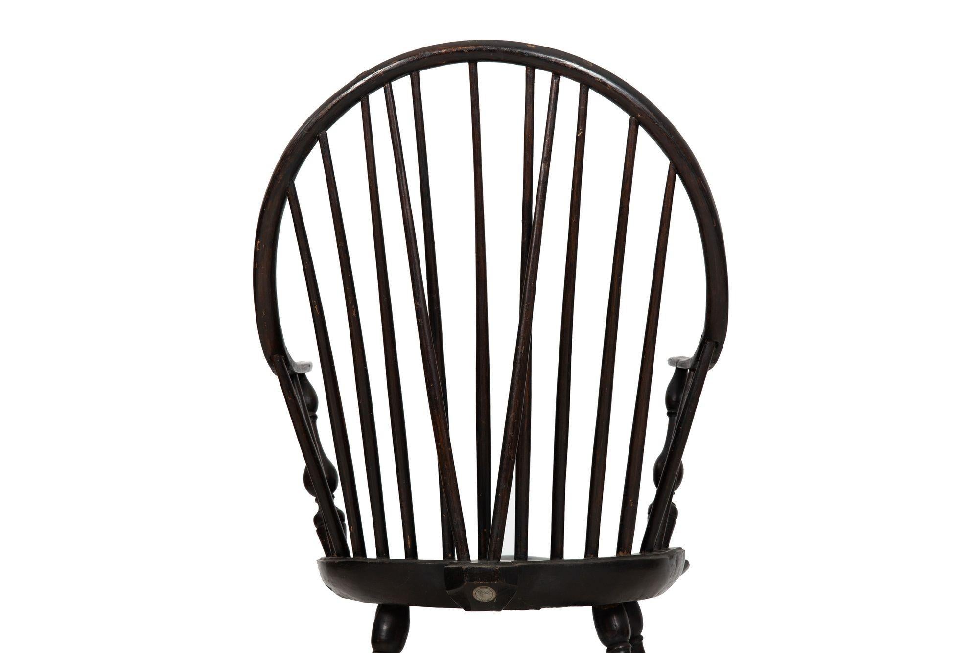 Rare American Brace-Back Continuous Arm Windsor Chair, New York ca. 1790 1
