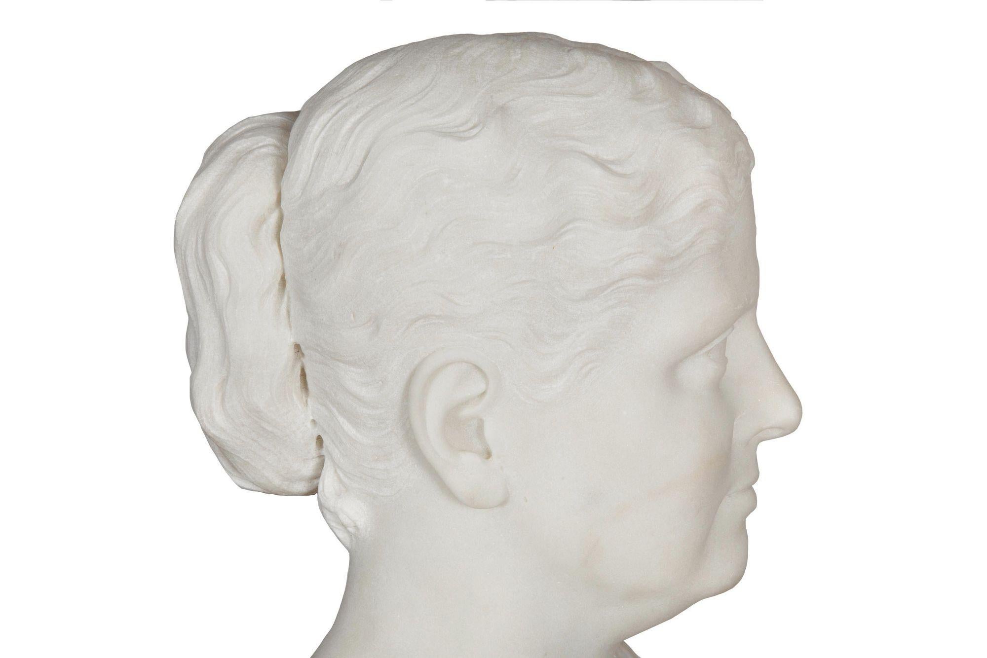 Raro busto americano de mármol de mujer clásica de Thomas Ridgeway Gould siglo XIX en venta