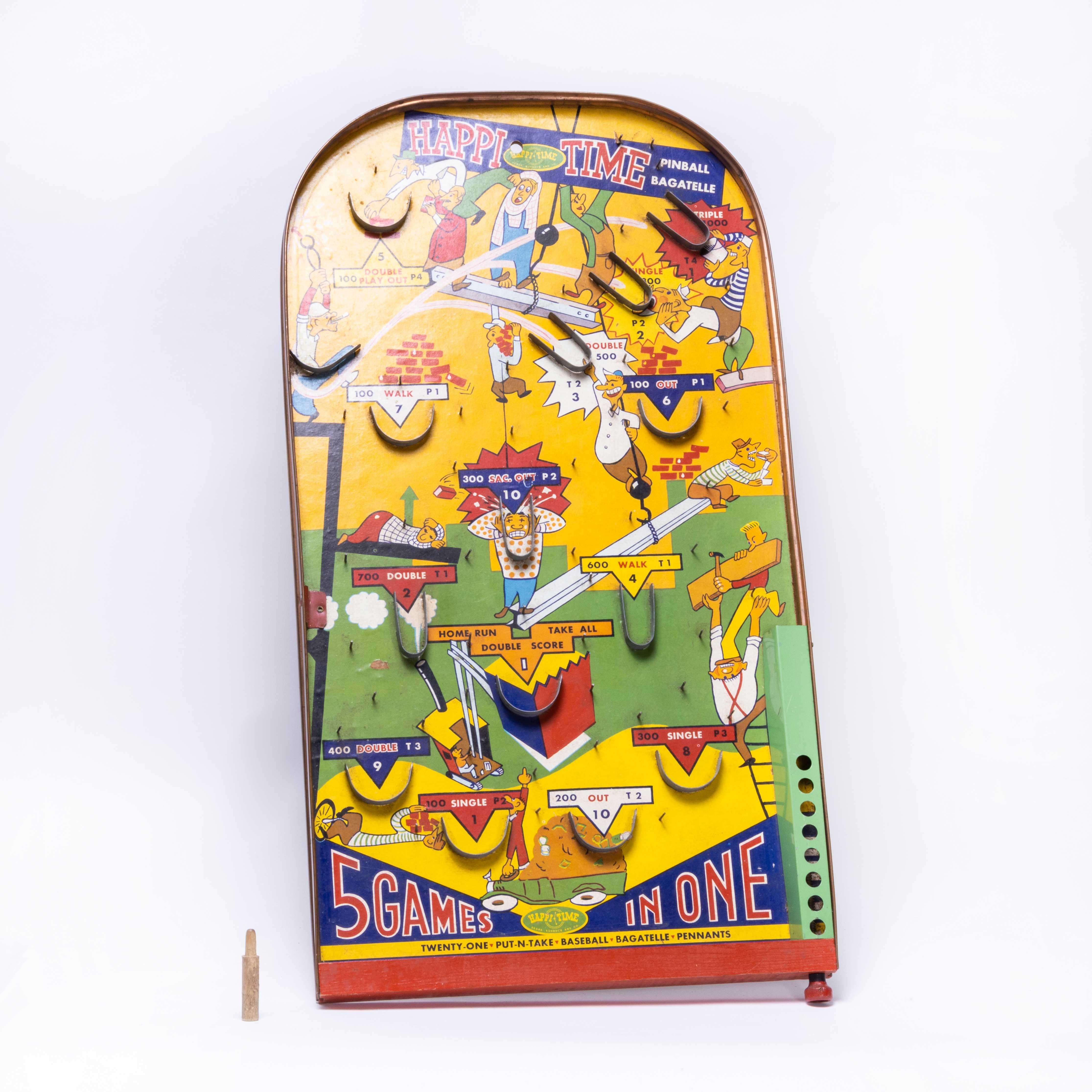 Raro flipper americano di metà secolo Happi Time - Bagatelle. 

Flipper ancora perfettamente funzionante. Prodotto in America. Venduto come articolo decorativo ma in condizioni di funzionamento ragionevoli per un gioco di bagatelle molto antico, il